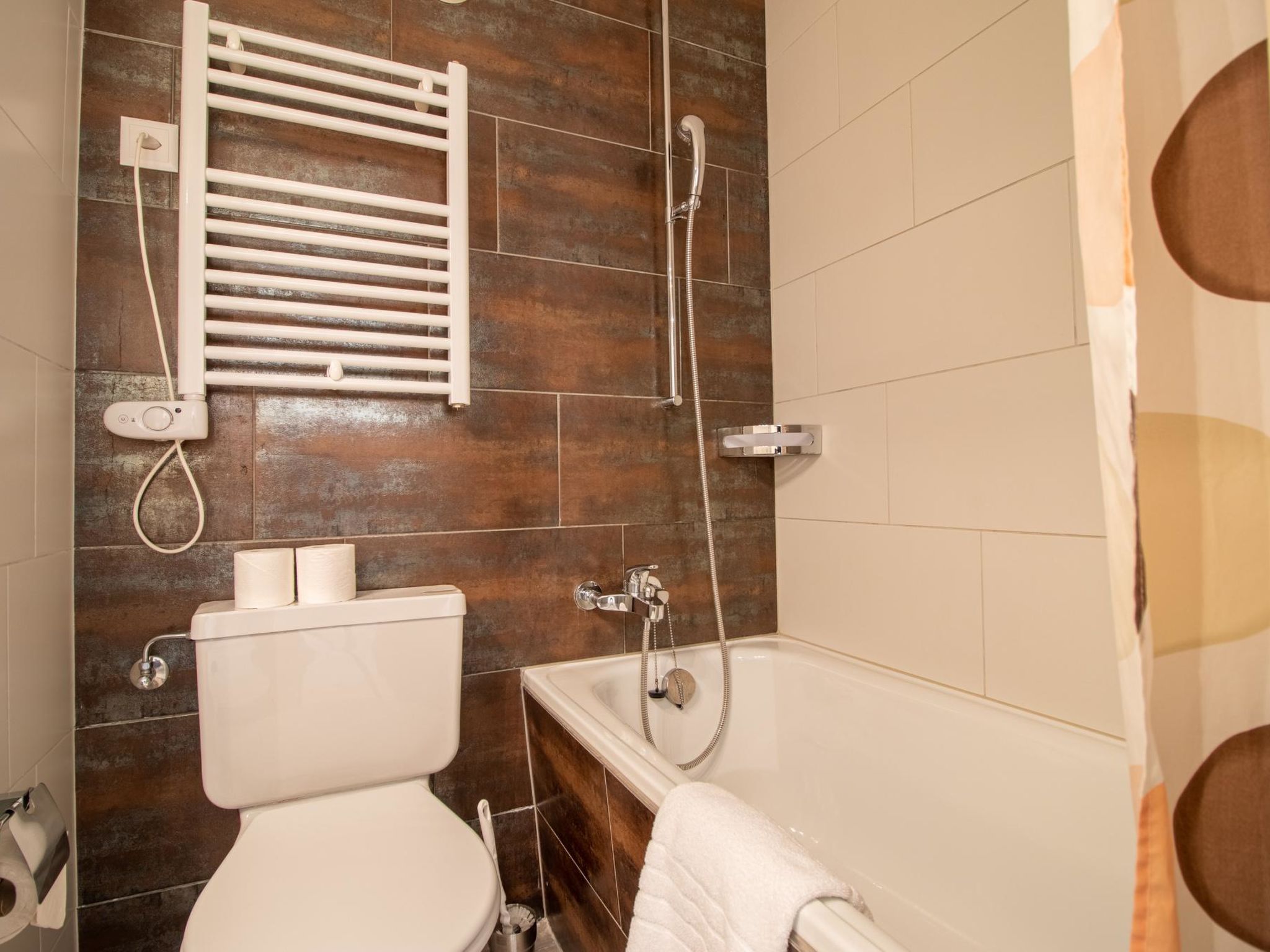 Photo of Rothornblick 6 Appartement/Fewo, Bad, WC, 4-Bettwohnung Rothornblick 6
