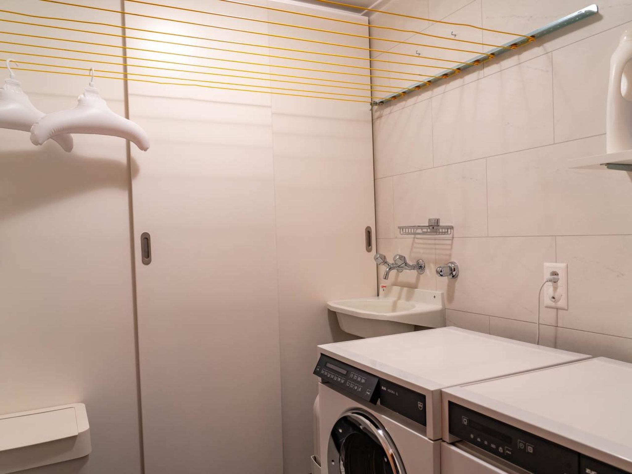 Photo of Amore Appartement/Fewo, Dusche und Bad, WC, 6-Bettwohnung