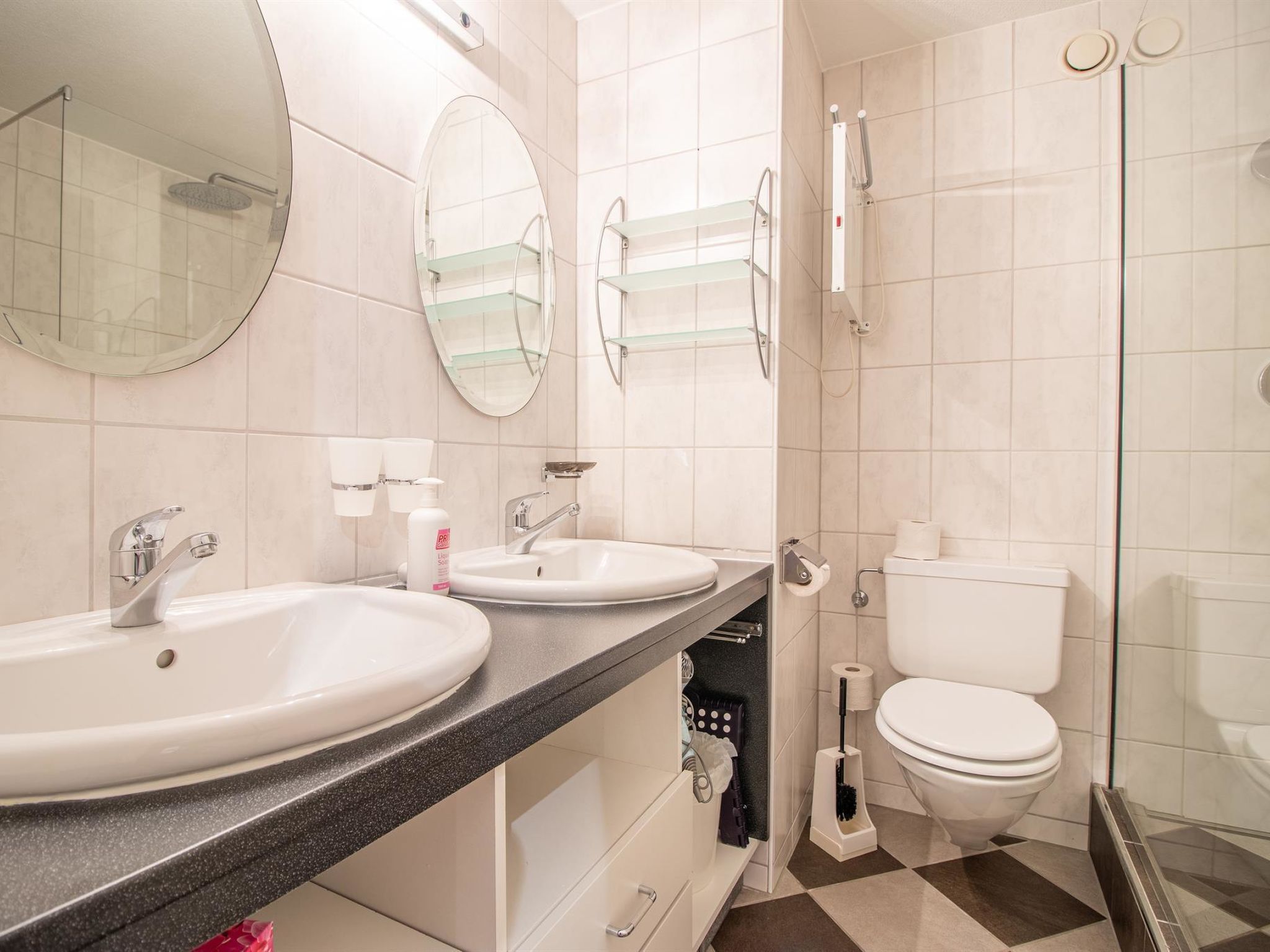 Photo of Rothornblick 11 by Arosa Holiday Appartement/Fewo, Bad, WC Rothornblick 11