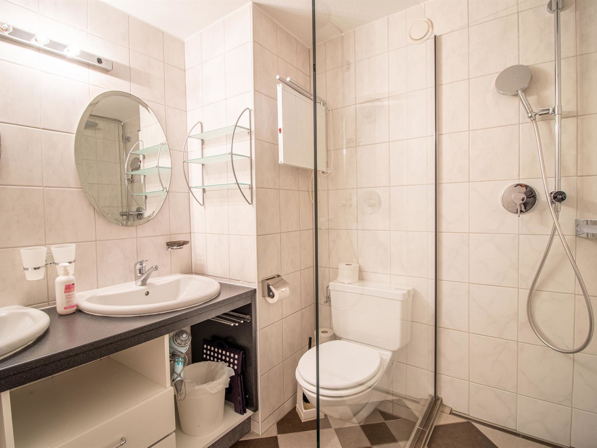 Photo of Rothornblick 11 by Arosa Holiday Appartement/Fewo, Bad, WC Rothornblick 11