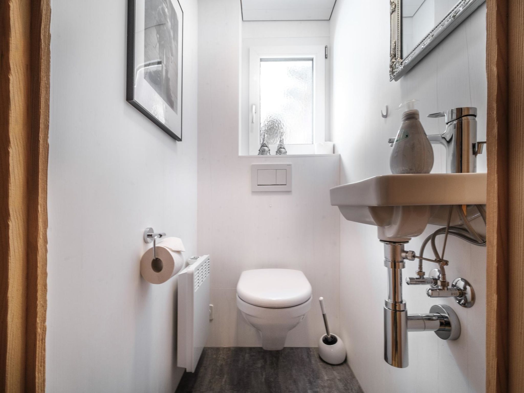 Photo of Nühus 1. OG Appartement/Fewo, Bad, WC, 6-Bettwohnung