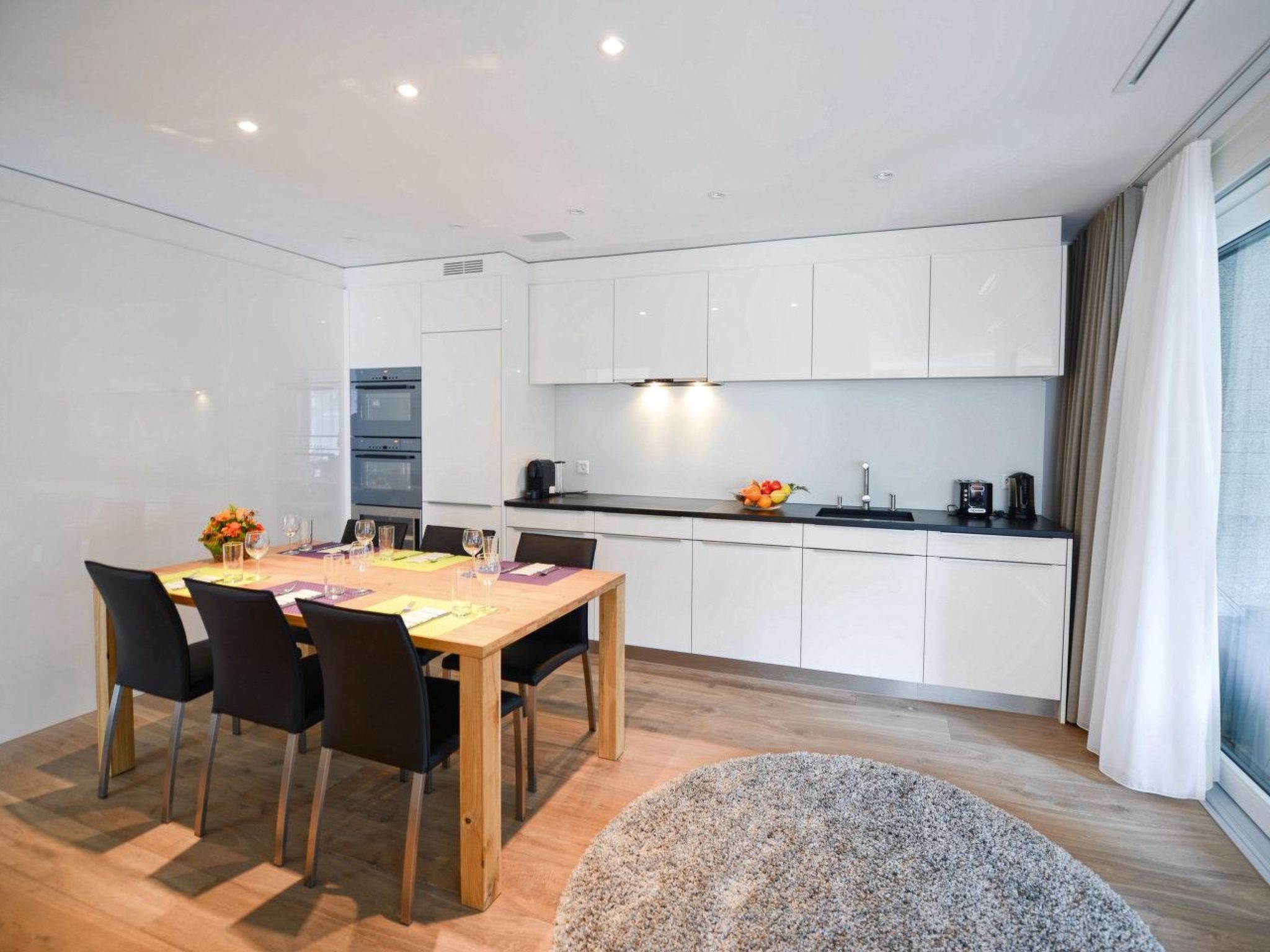 80m2 Luxus-Apartment mit Balkon, 4 Betten - Dedans
