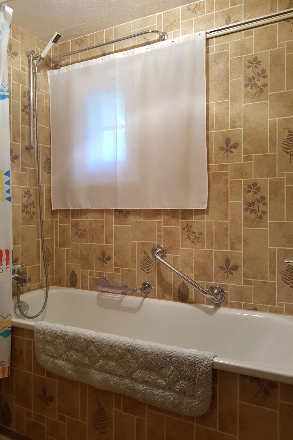 Photo of Chalet Willi-1.OG Appartement/Fewo, Dusche und Bad, WC, 9-Bettwohnung