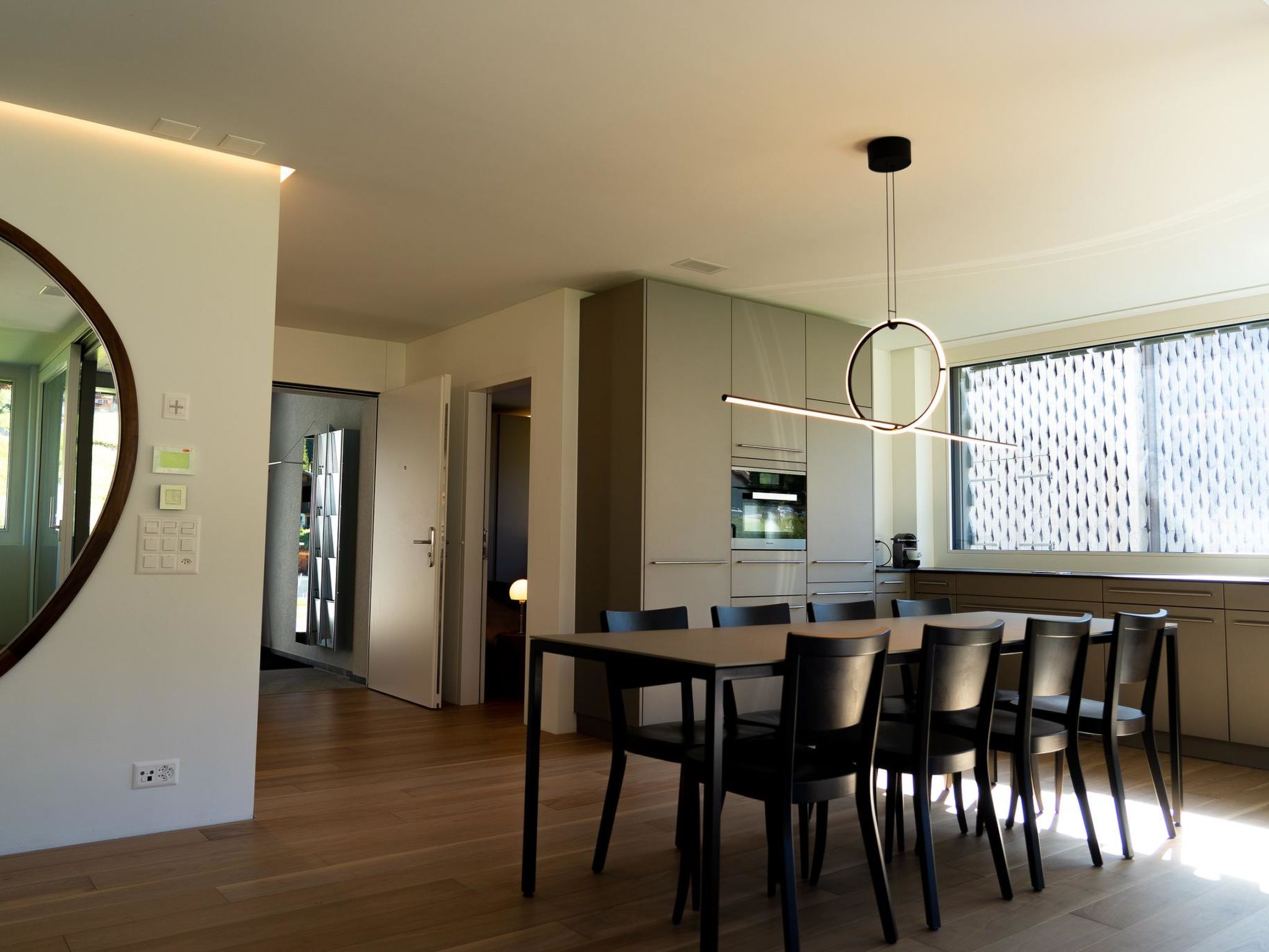 Photo of Ferienwohnung mit Loggia, 3 Schlafzimmer & 2 Bäder
