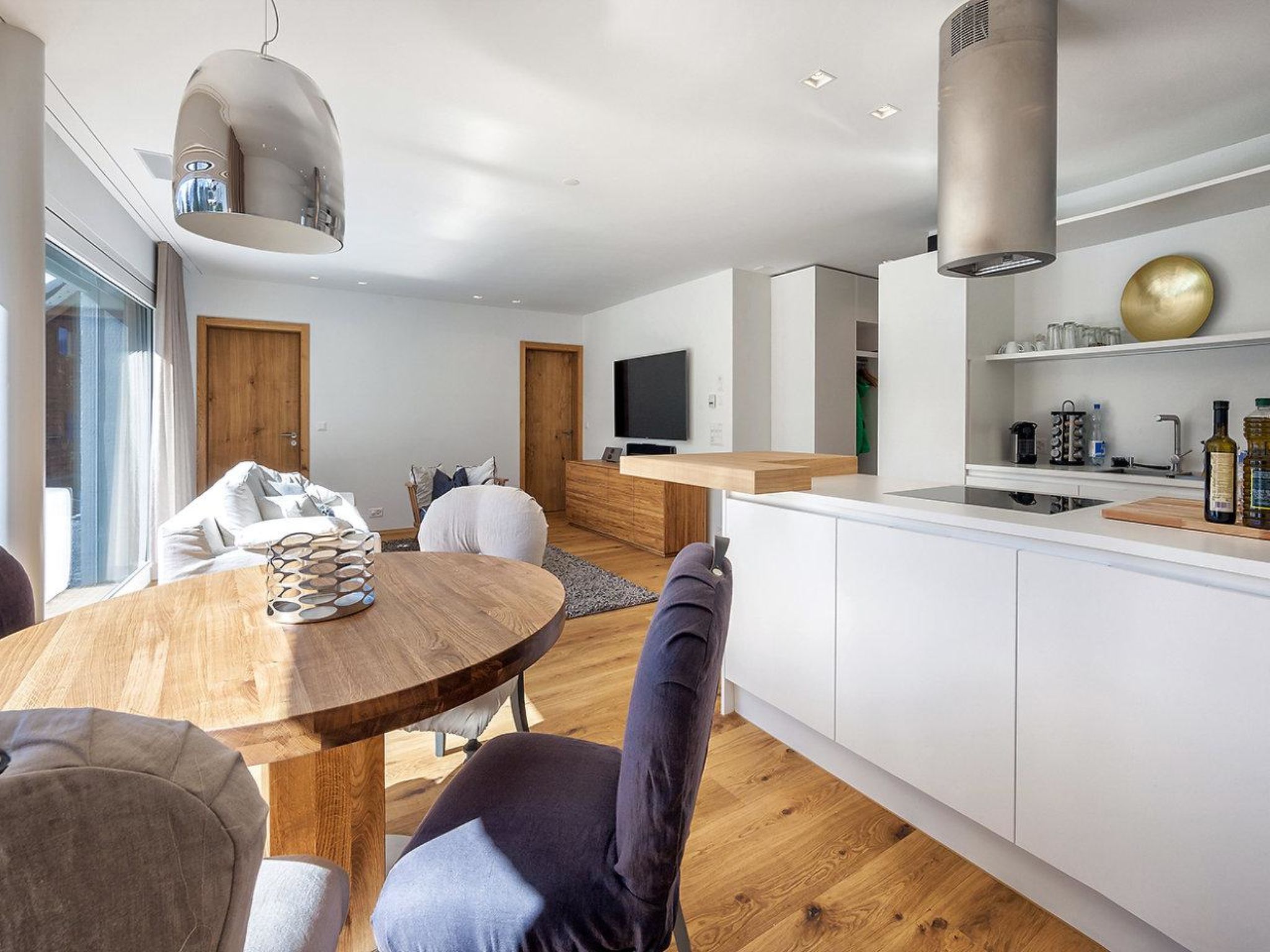 Photo of 80m2 Luxus Ferienwohnung im Parterre, 4 Betten