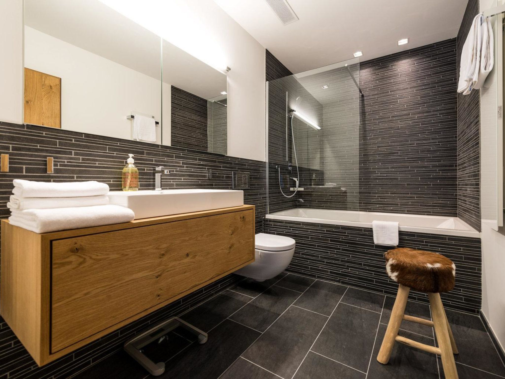 Photo of Fürggli Appartement/Fewo, Dusche und Bad, WC, Erdgeschoß/Parterre
