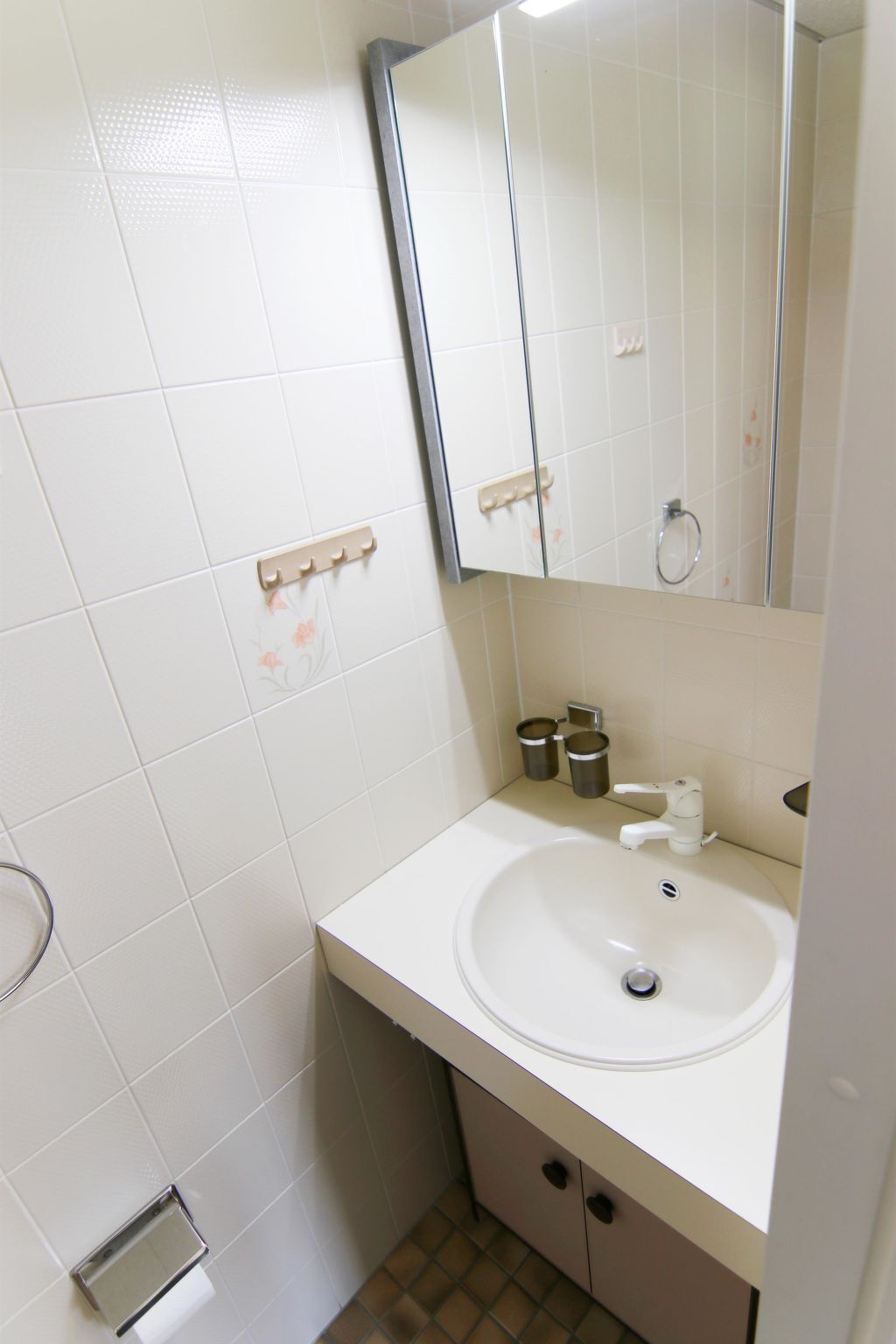 Photo of Viktoria B16 by Arosa Holiday Appartement/Fewo, Dusche oder Bad, WC, 4-Bettwohnu