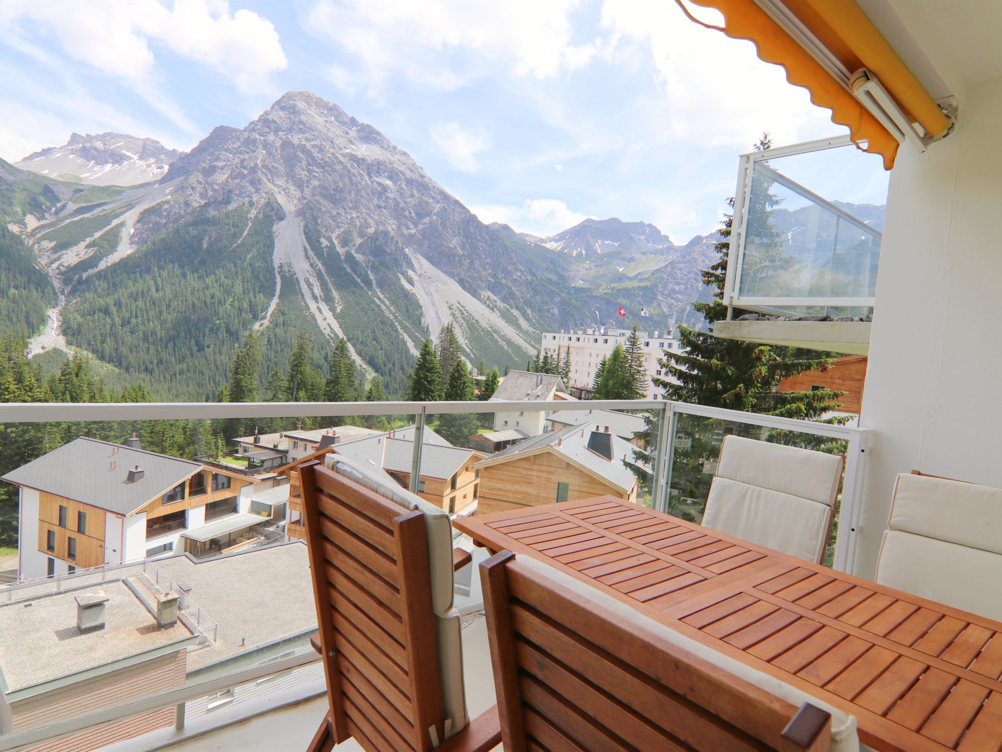 Photo of Viktoria B16 by Arosa Holiday Appartement/Fewo, Dusche oder Bad, WC, 4-Bettwohnu