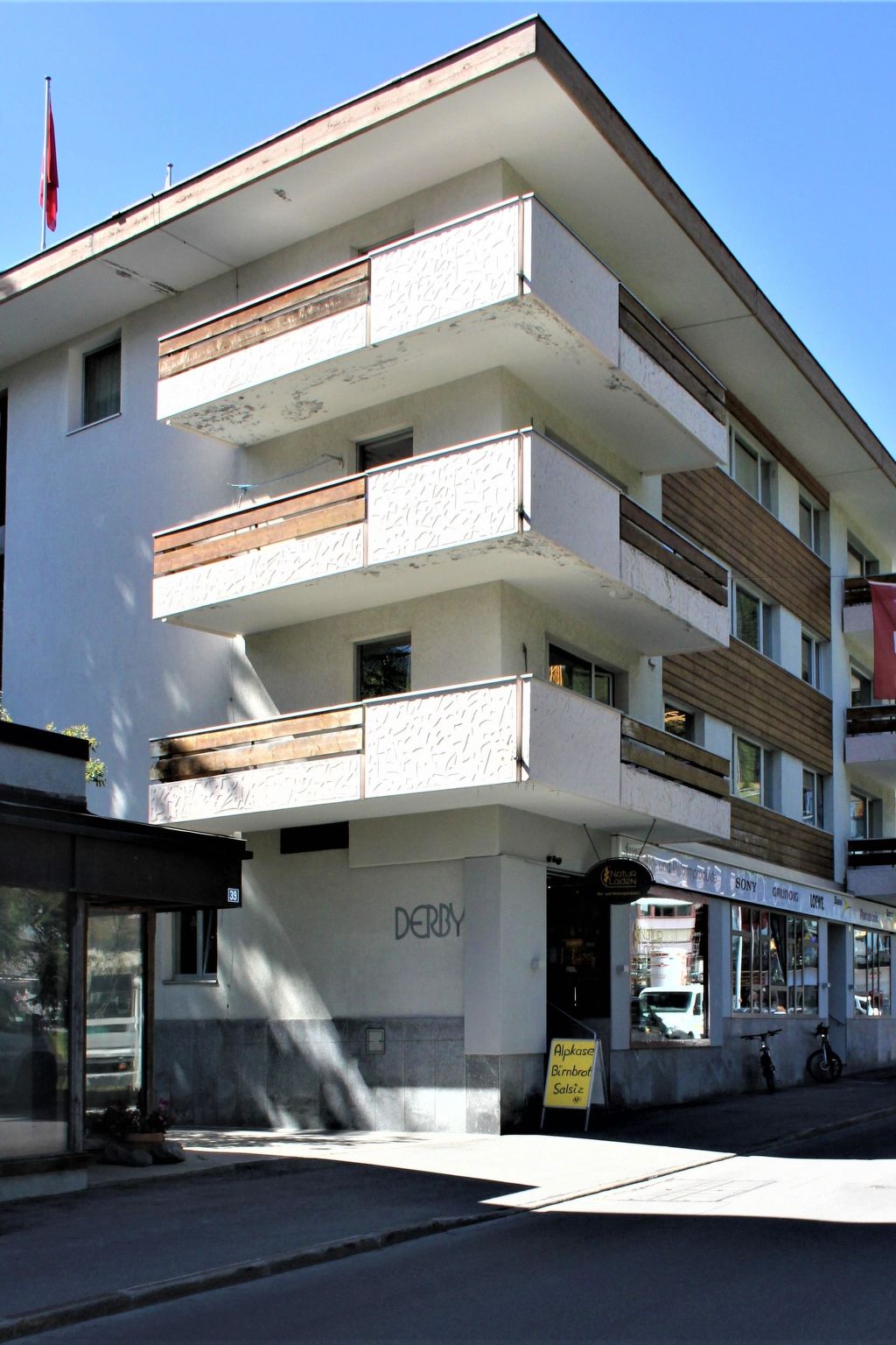 Photo of 2-Bettwohnung