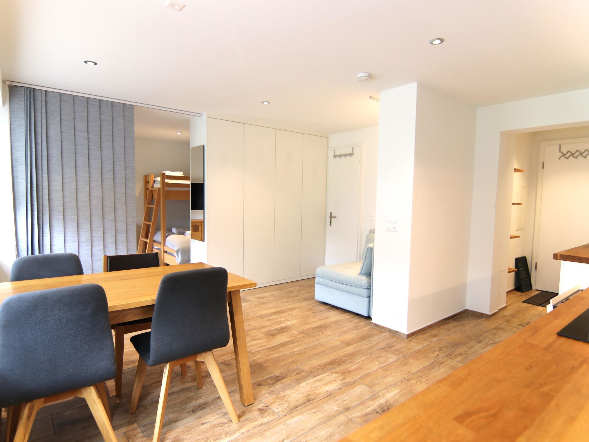 Photo of Jäggi 44 by Arosa Holiday Appartement/Fewo, Dusche und Bad, WC, 3-Bettwohnung