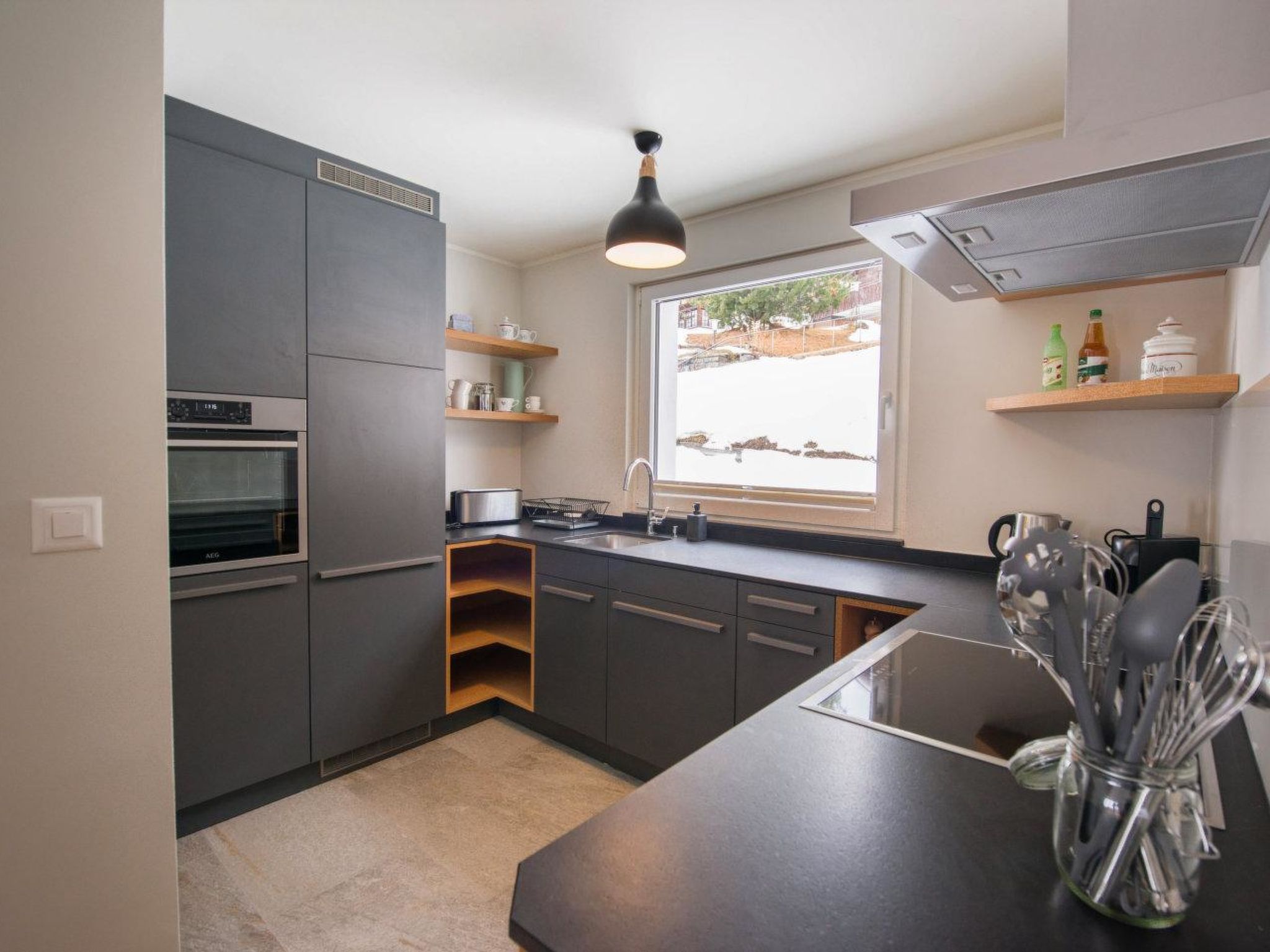 Photo of 4.5-Zimmer renovierte Ferienwohnung mit Südbalkon