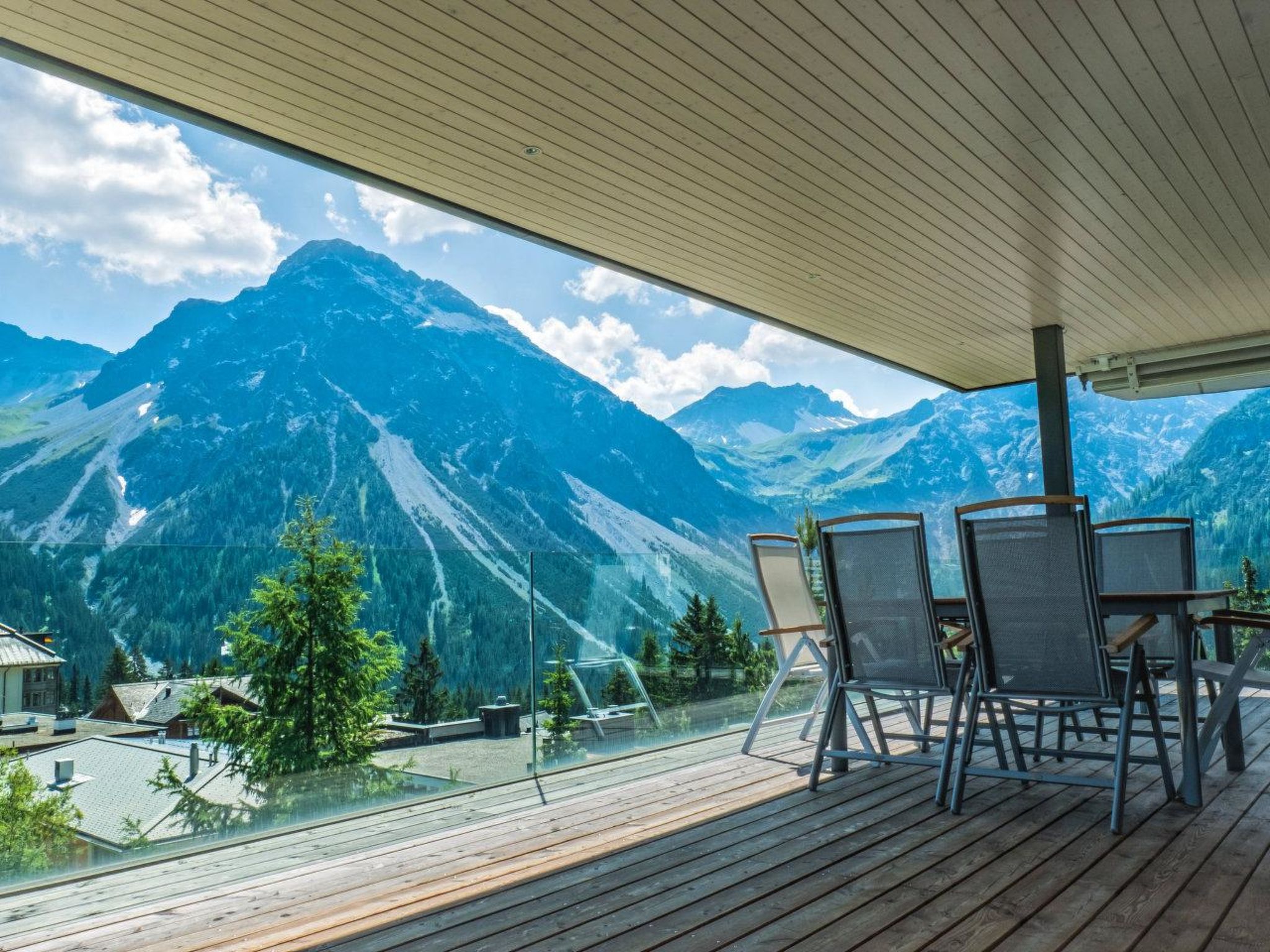 Photo of 130m2 Luxuswohnung mit grossem Balkon, 7 Personen