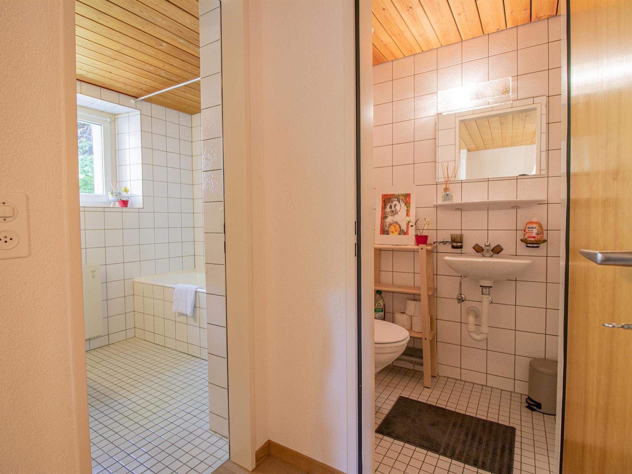 Photo of Weisshorn-Apartment by Arosa Holiday Appartement/Fewo, Bad, WC, 6-Bettwohnung