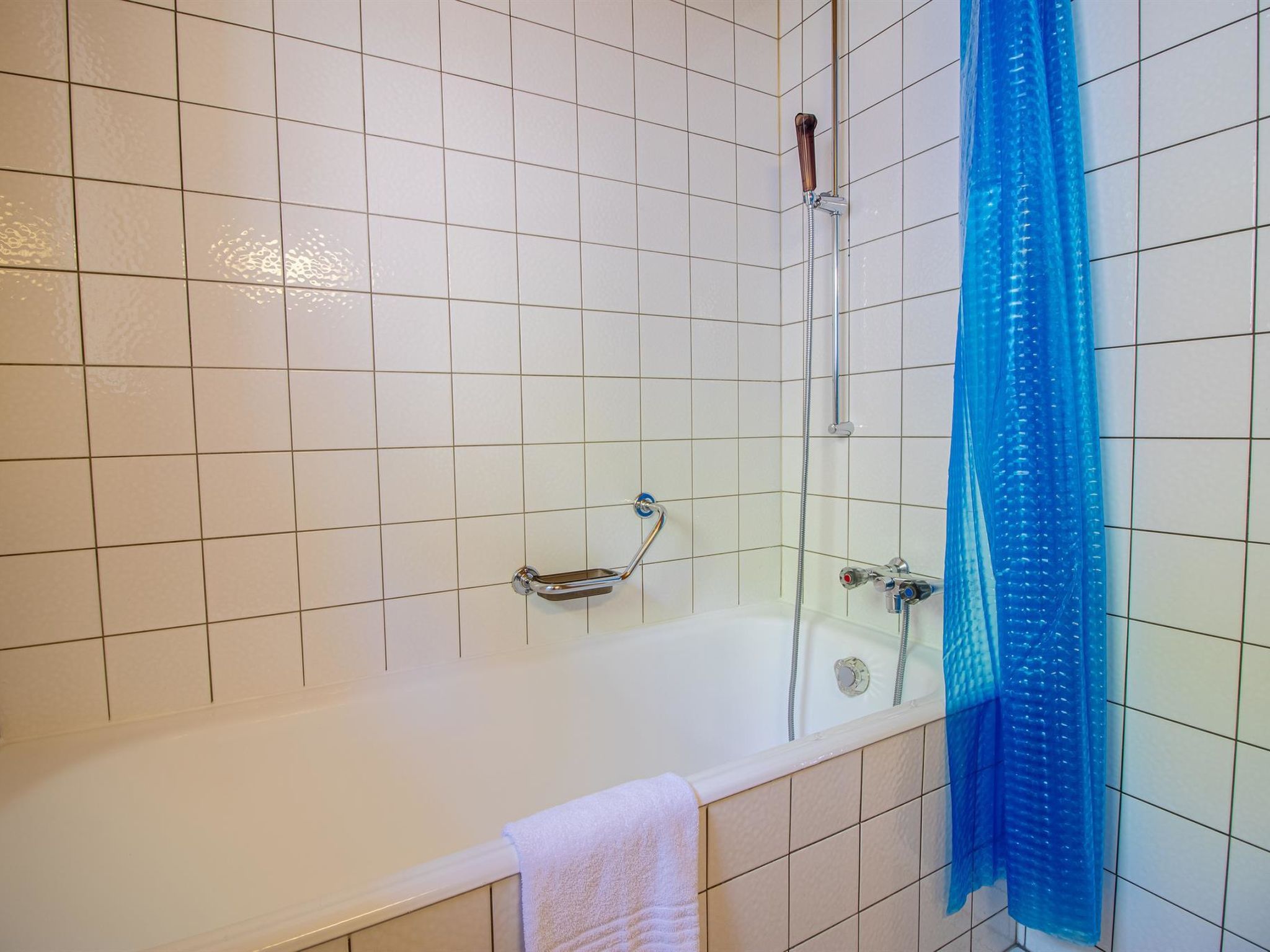 Photo of Weisshorn-Apartment by Arosa Holiday Appartement/Fewo, Bad, WC, 6-Bettwohnung