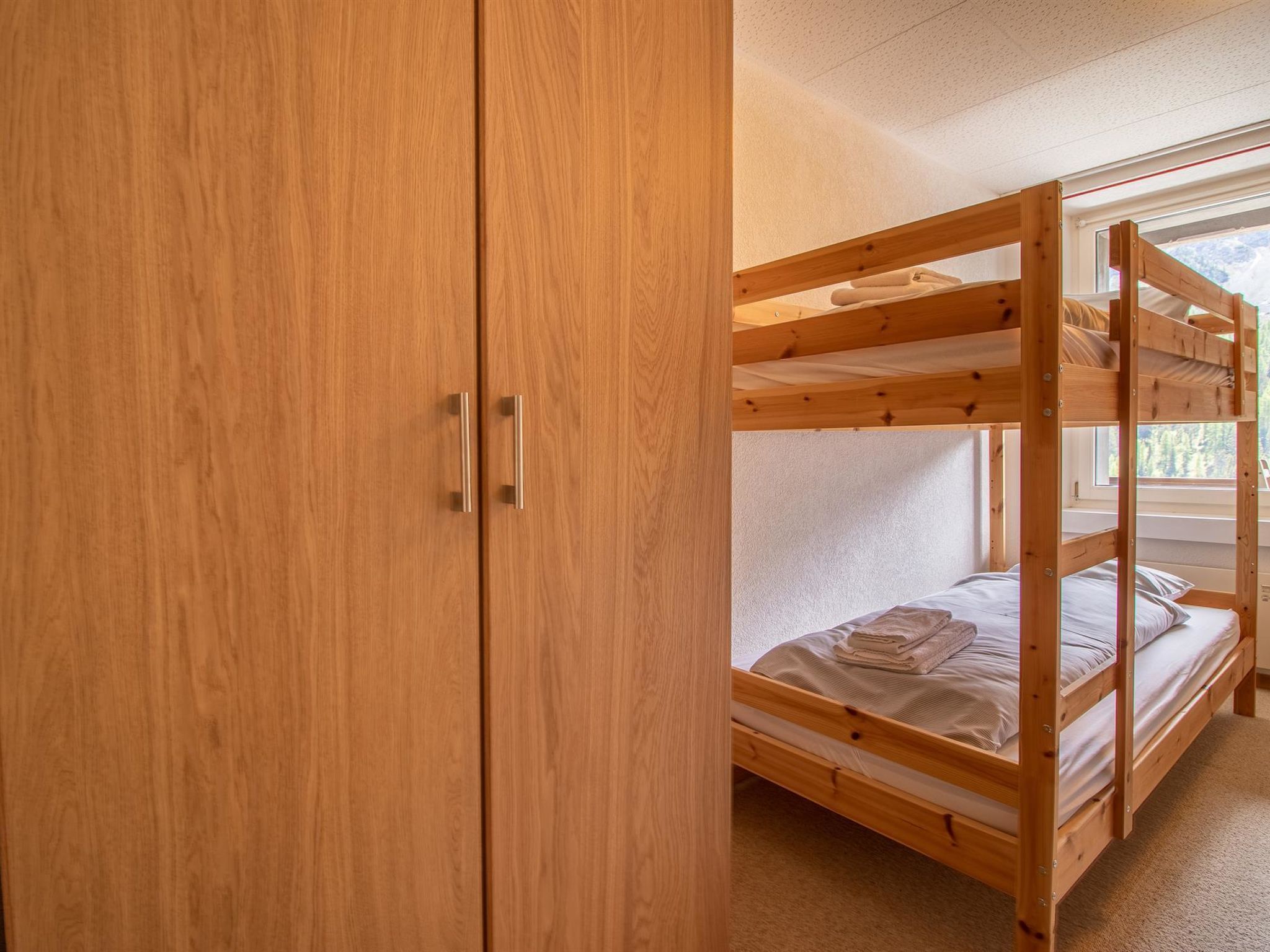 Photo of Weisshorn-Apartment by Arosa Holiday Appartement/Fewo, Bad, WC, 6-Bettwohnung