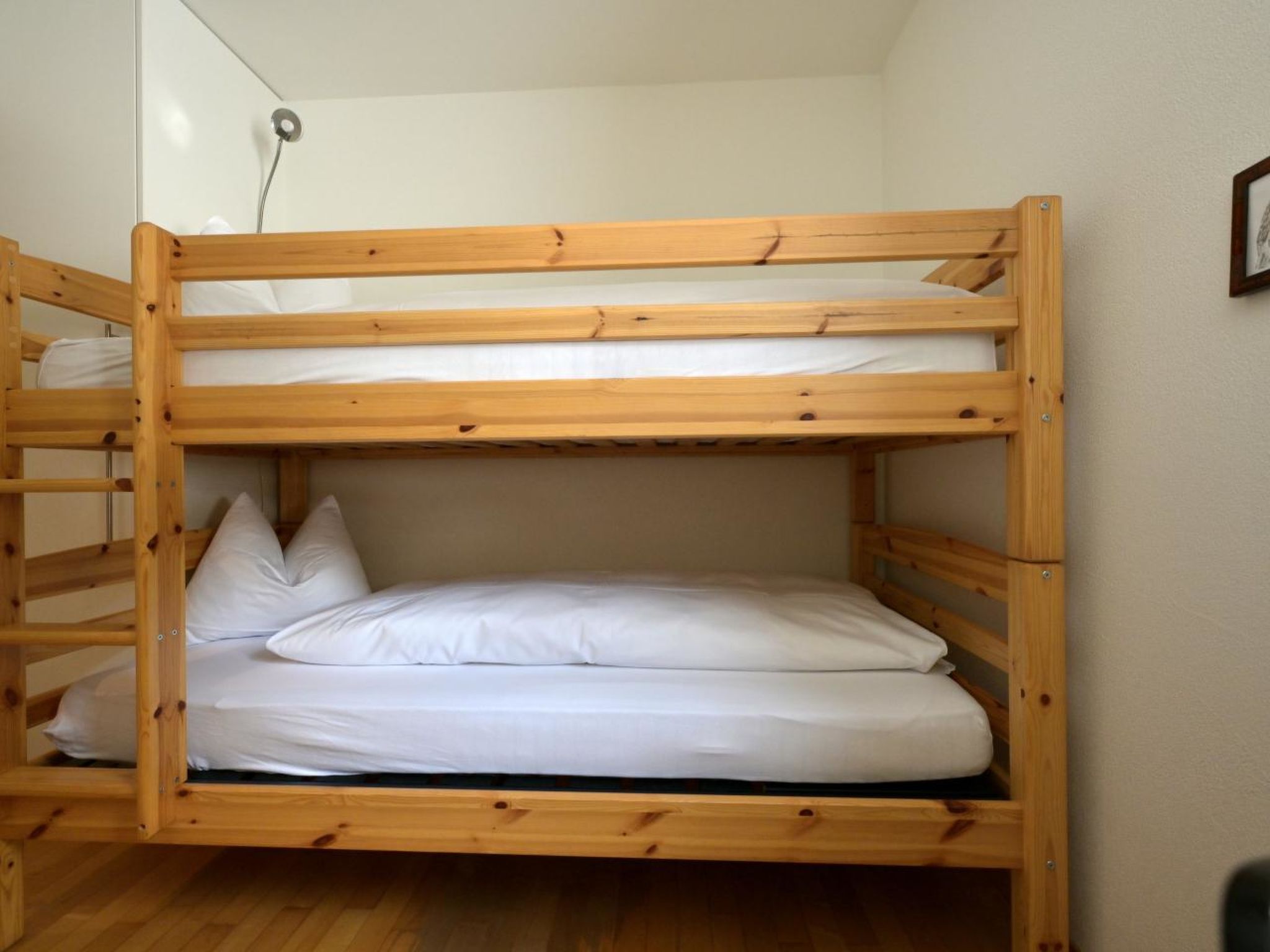 Photo of Chesa Igna Appartement/Fewo, Bad, WC, 4-Bettwohnung