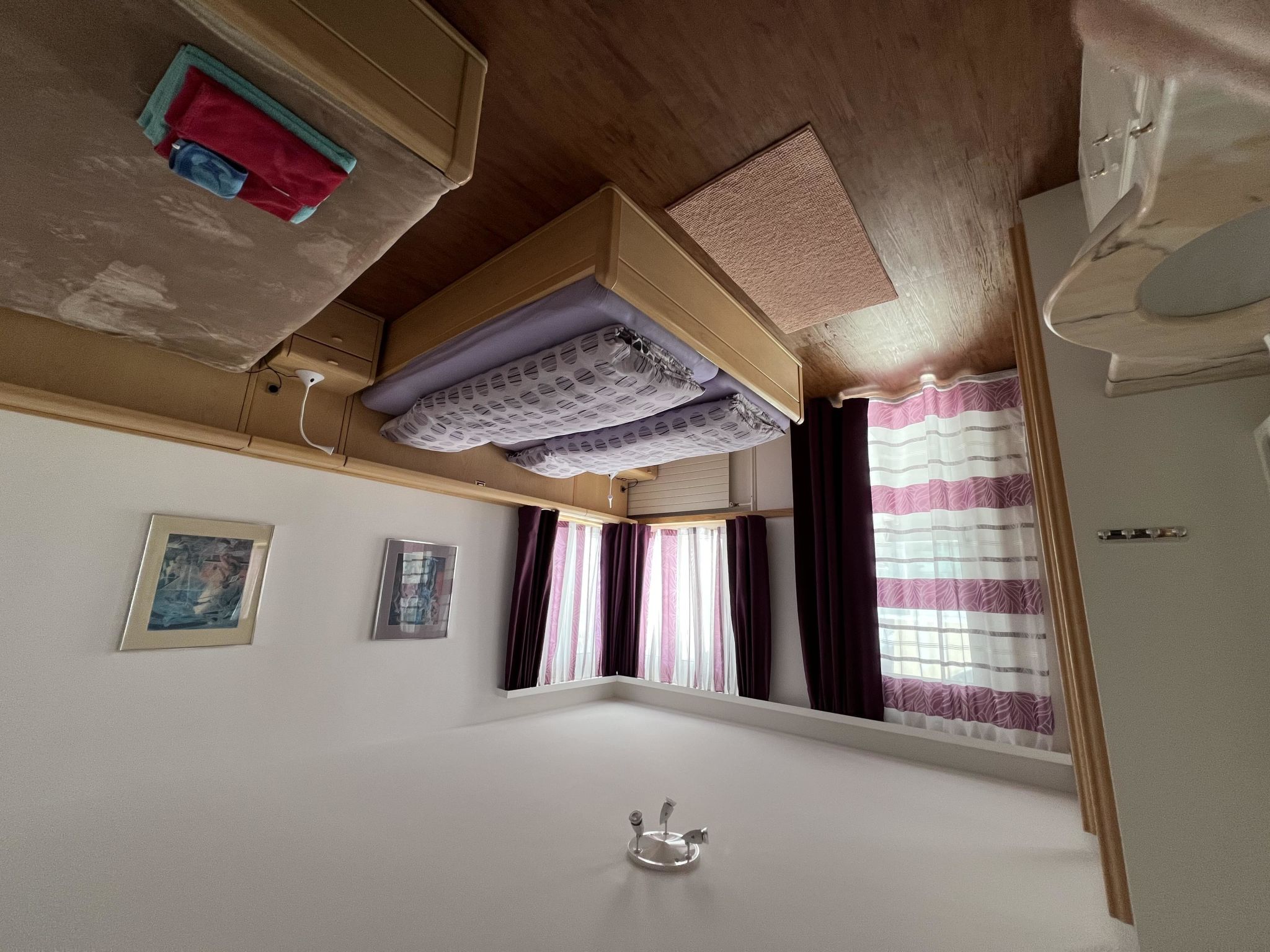 Sunnybank / 2. St. Appartement/Fewo, Dusche und Bad, WC, 9-Bettwohnung
