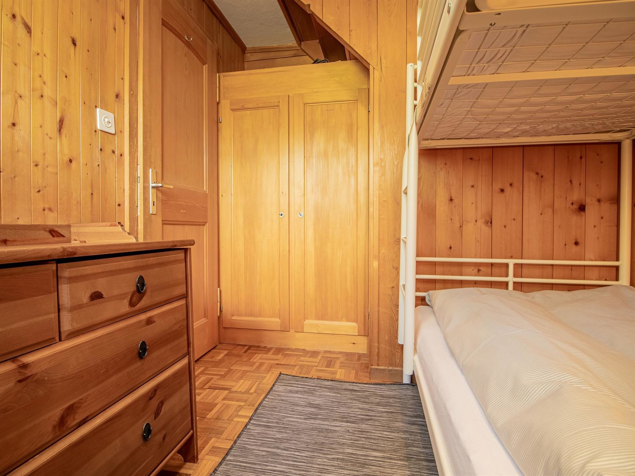 Chalet Soldanella by Arosa Holiday Appartement/Fewo, Dusche oder Bad, WC, 9-Bett - Image-tags.info