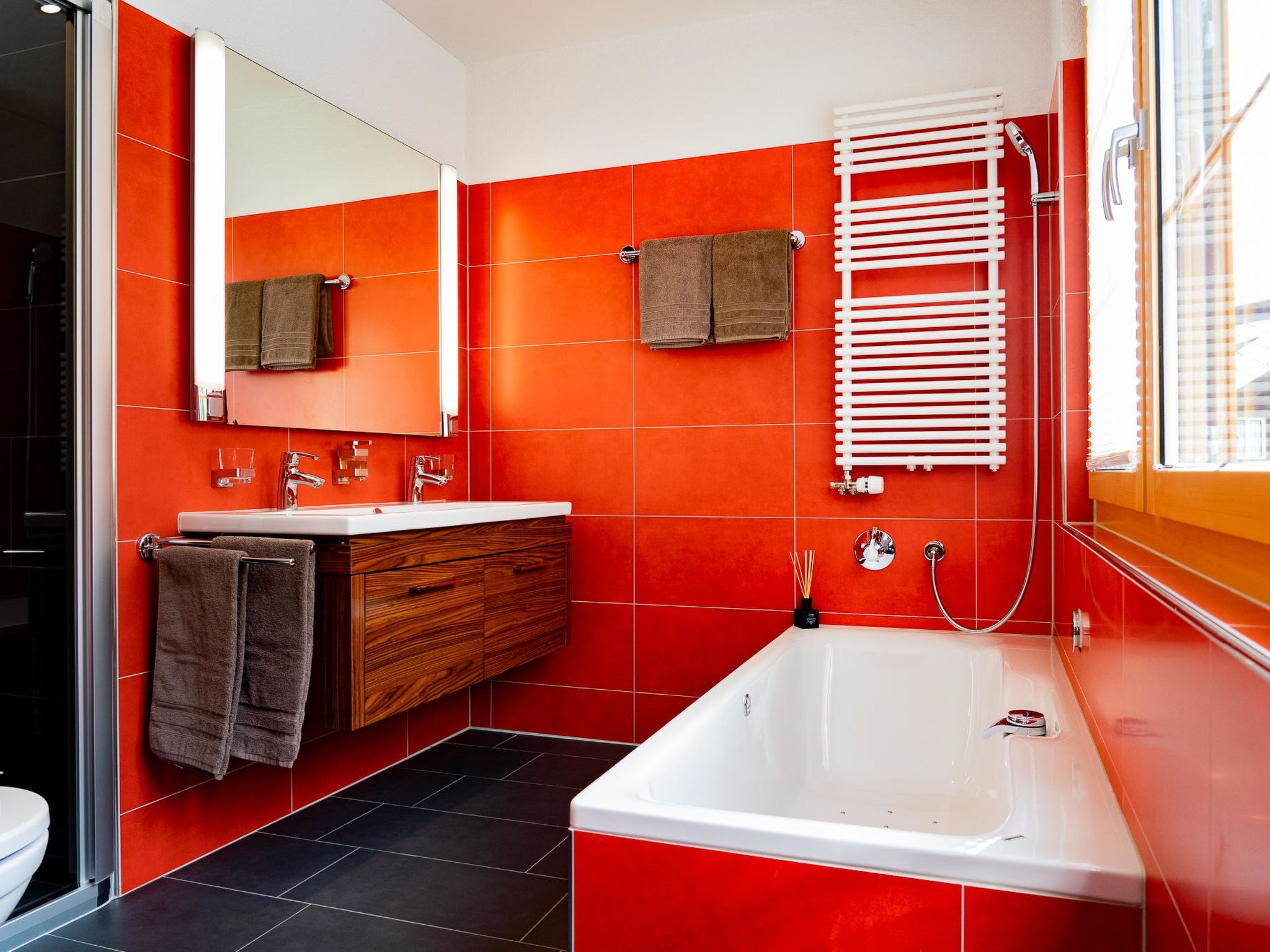 Photo of 95m2 Ferienwohnung, 2 Schlafzimmer & 2 Badezimmer