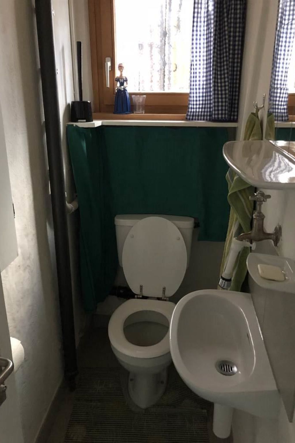Photo of Gollrad 2 Appartement/Fewo, Dusche, WC, 8-Bettwohnung 7-Bettwohnung/2-Zi-Whg.