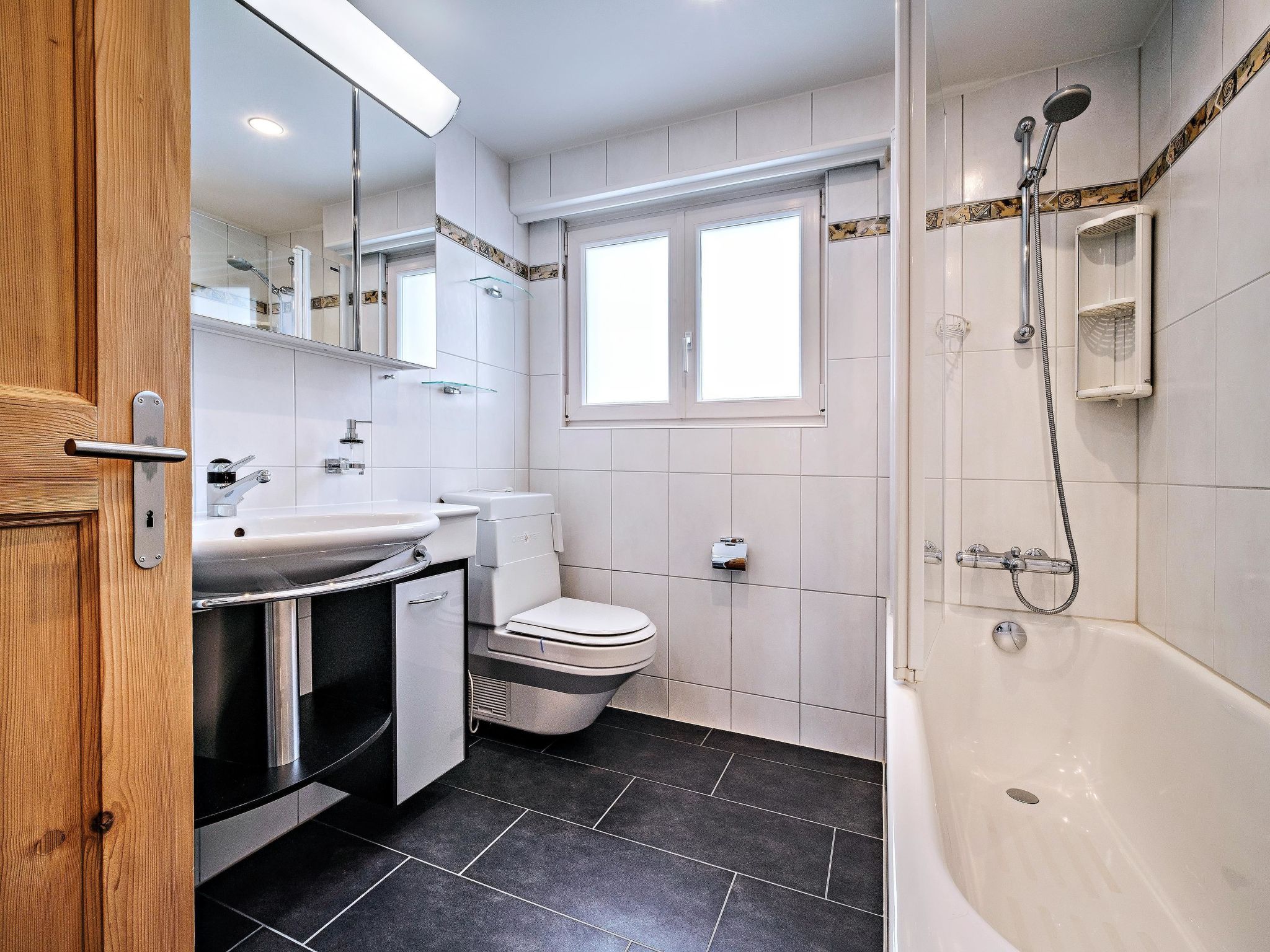 Photo of Grabahus Appartement/Fewo, Dusche oder Bad, WC, 9-Bettwohnung
