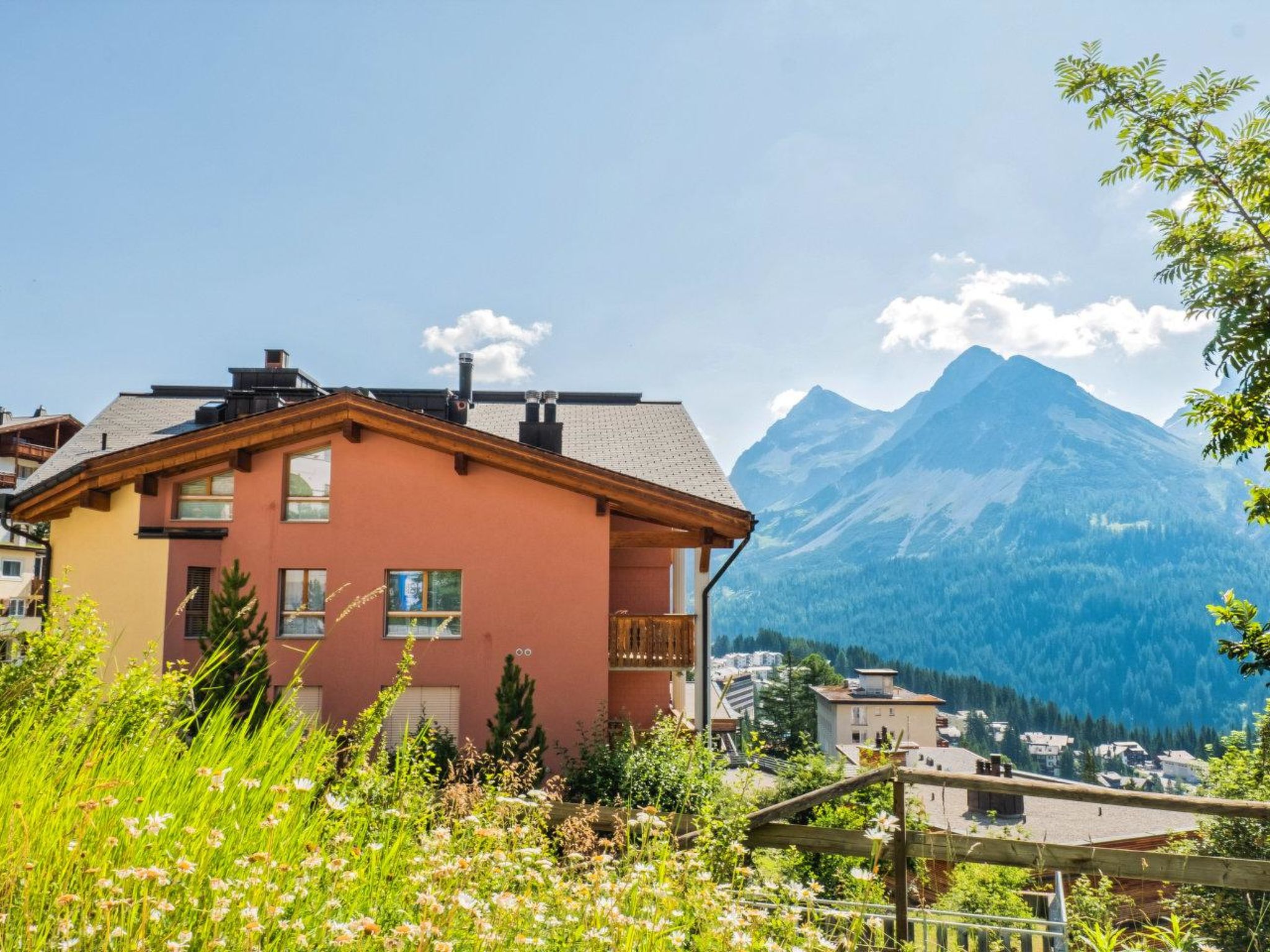 Photo of 130m2 Luxuswohnung mit Südbalkon, 6 Betten