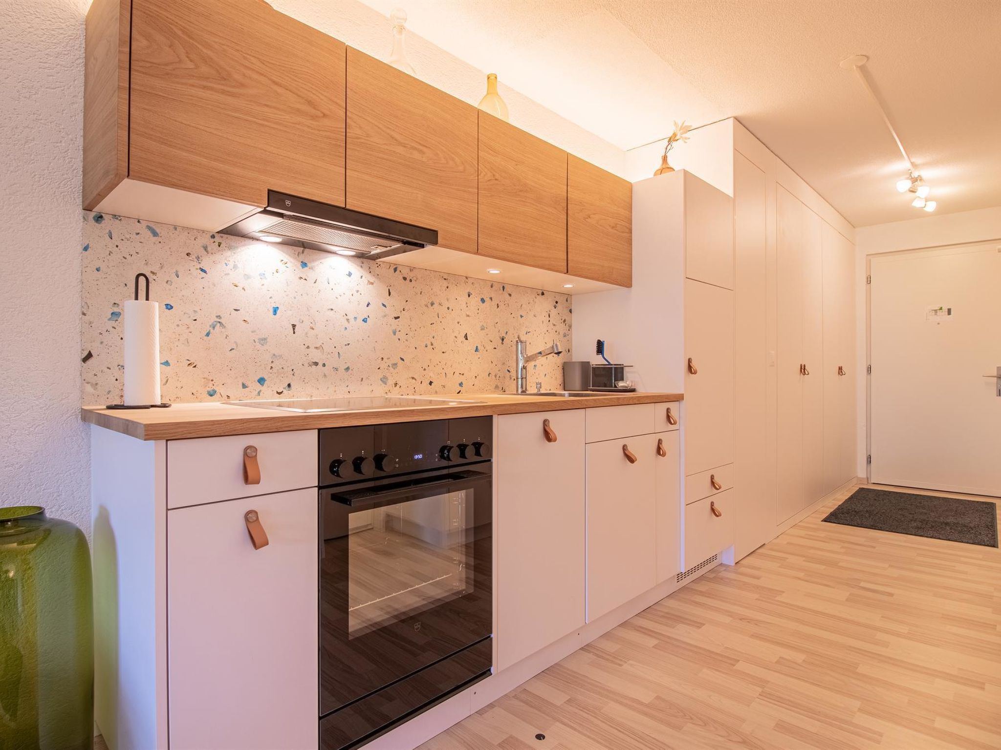 Rothornblick 63 by Arosa Holiday Appartement/Fewo, Dusche, WC Rothornblick 63 - Image-tags.info
