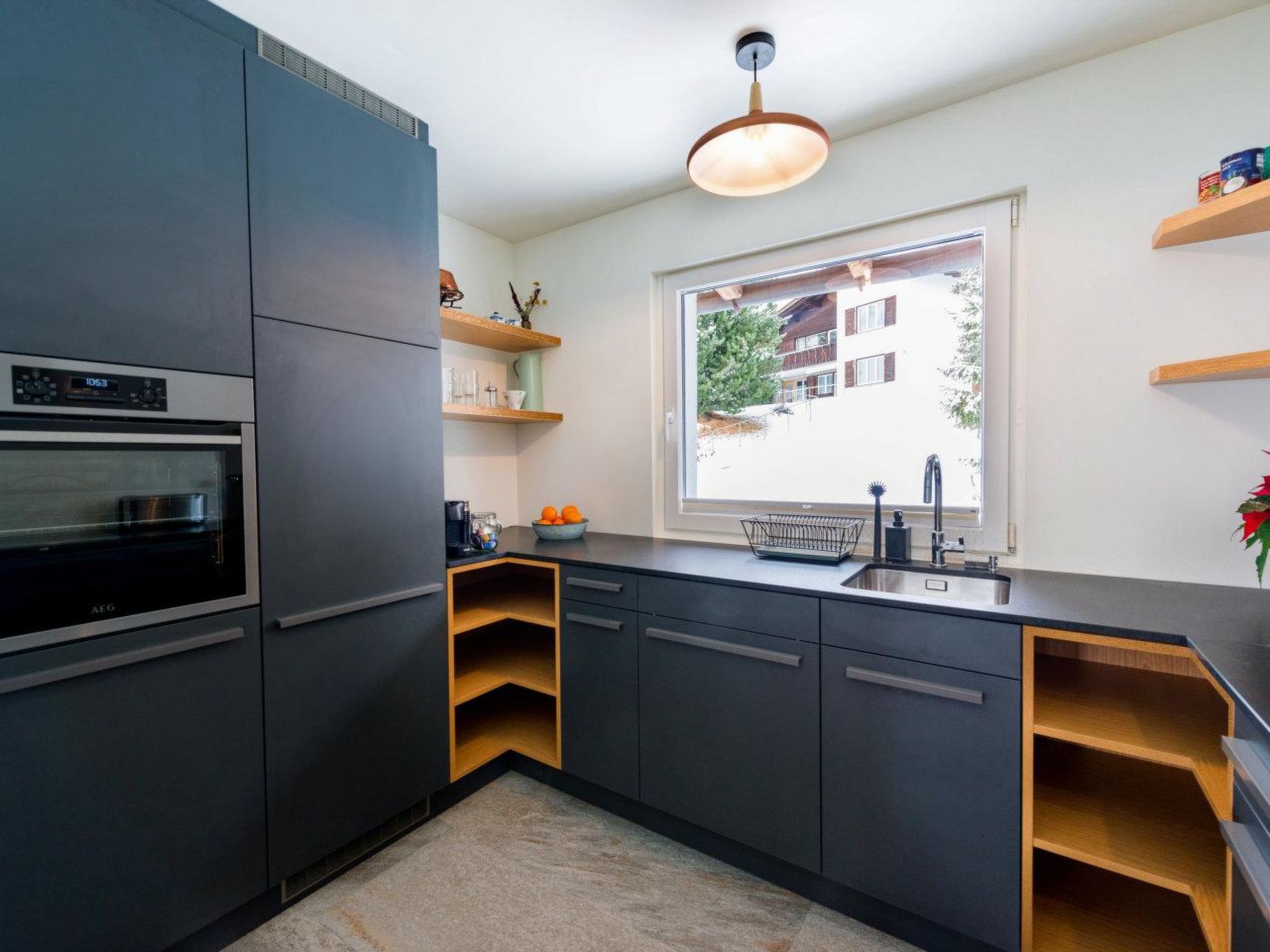 120m2 renovierte Ferienwohnung mit Südbalkon - Dedans