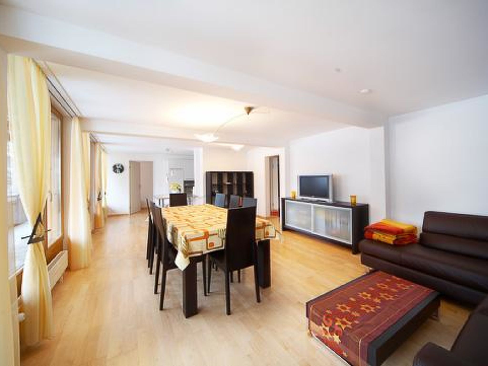 Luegisland Wohnung Salietti Appartement/Fewo, Dusche oder Bad, WC, 8-Bettwohnung