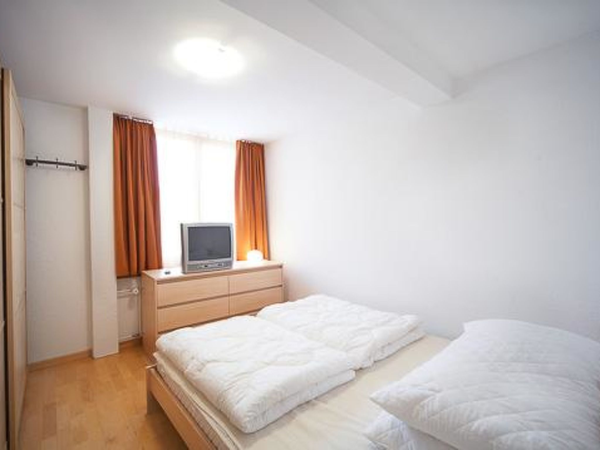 Luegisland Wohnung Salietti Appartement/Fewo, Dusche oder Bad, WC, 8-Bettwohnung - Image-tags.info