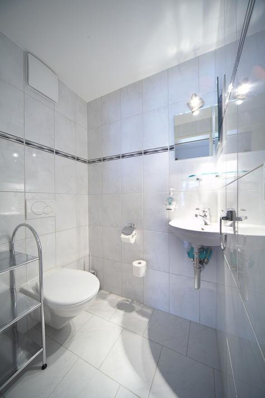 Luegisland Wohnung Salietti Appartement/Fewo, Dusche oder Bad, WC, 8-Bettwohnung - Image-tags.info