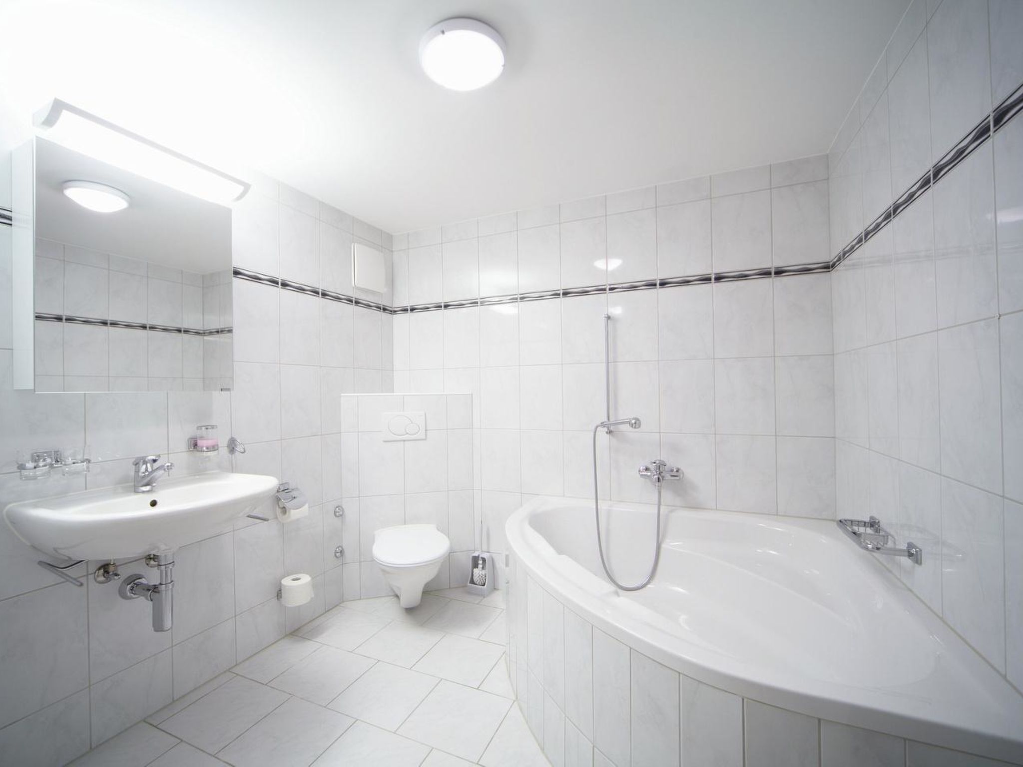Photo of Luegisland Wohnung Salietti Appartement/Fewo, Dusche oder Bad, WC, 8-Bettwohnung