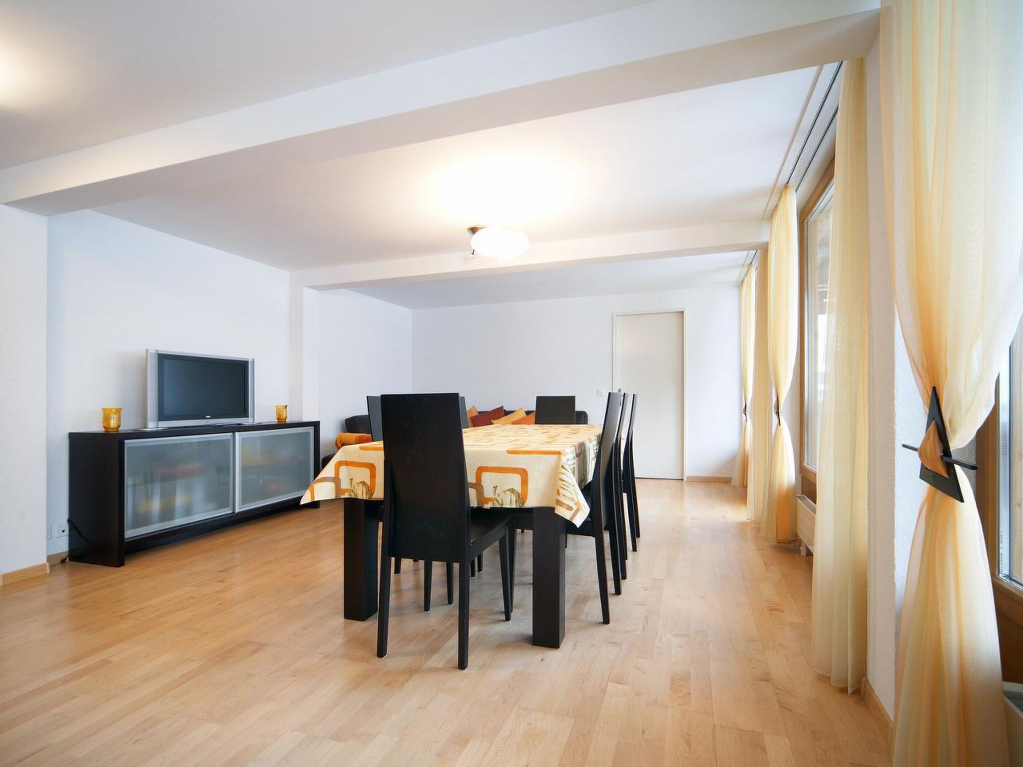 Photo of Luegisland Wohnung Salietti Appartement/Fewo, Dusche oder Bad, WC, 8-Bettwohnung