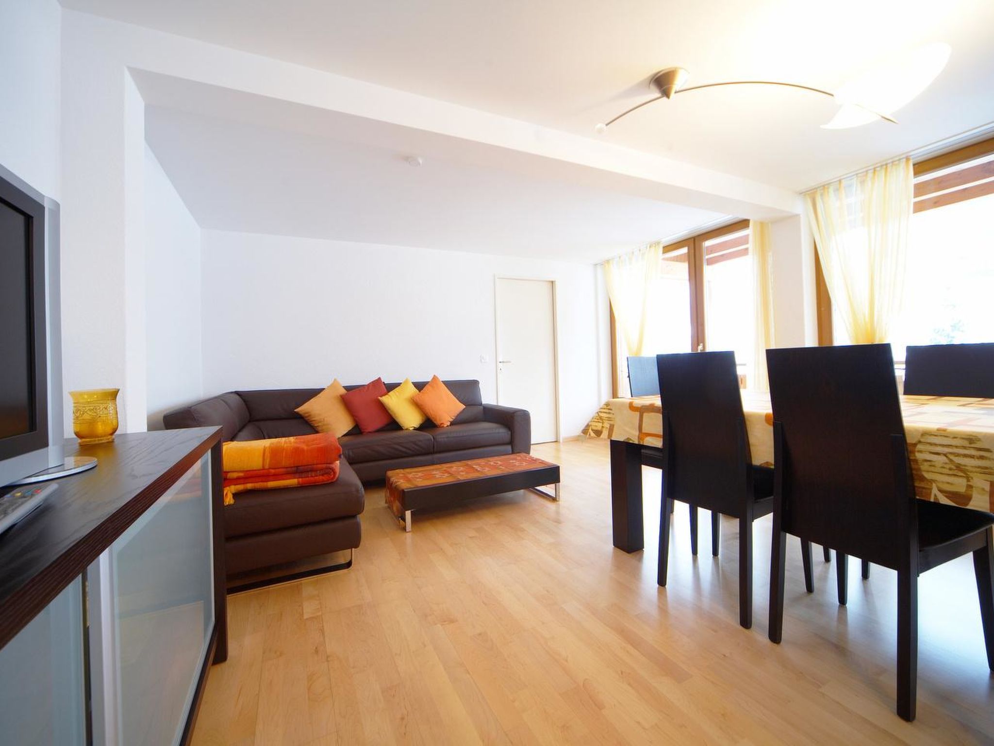 Photo of Luegisland Wohnung Salietti Appartement/Fewo, Dusche oder Bad, WC, 8-Bettwohnung