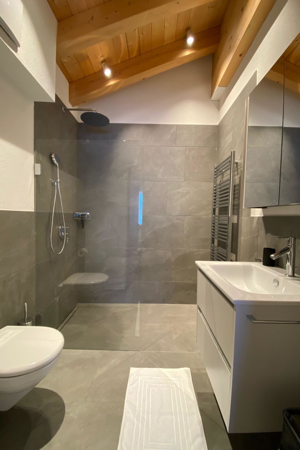 Chesa Forma by Arosa Holiday Appartement/Fewo, Bad, WC, 5-Bettwohnung - Image-tags.info