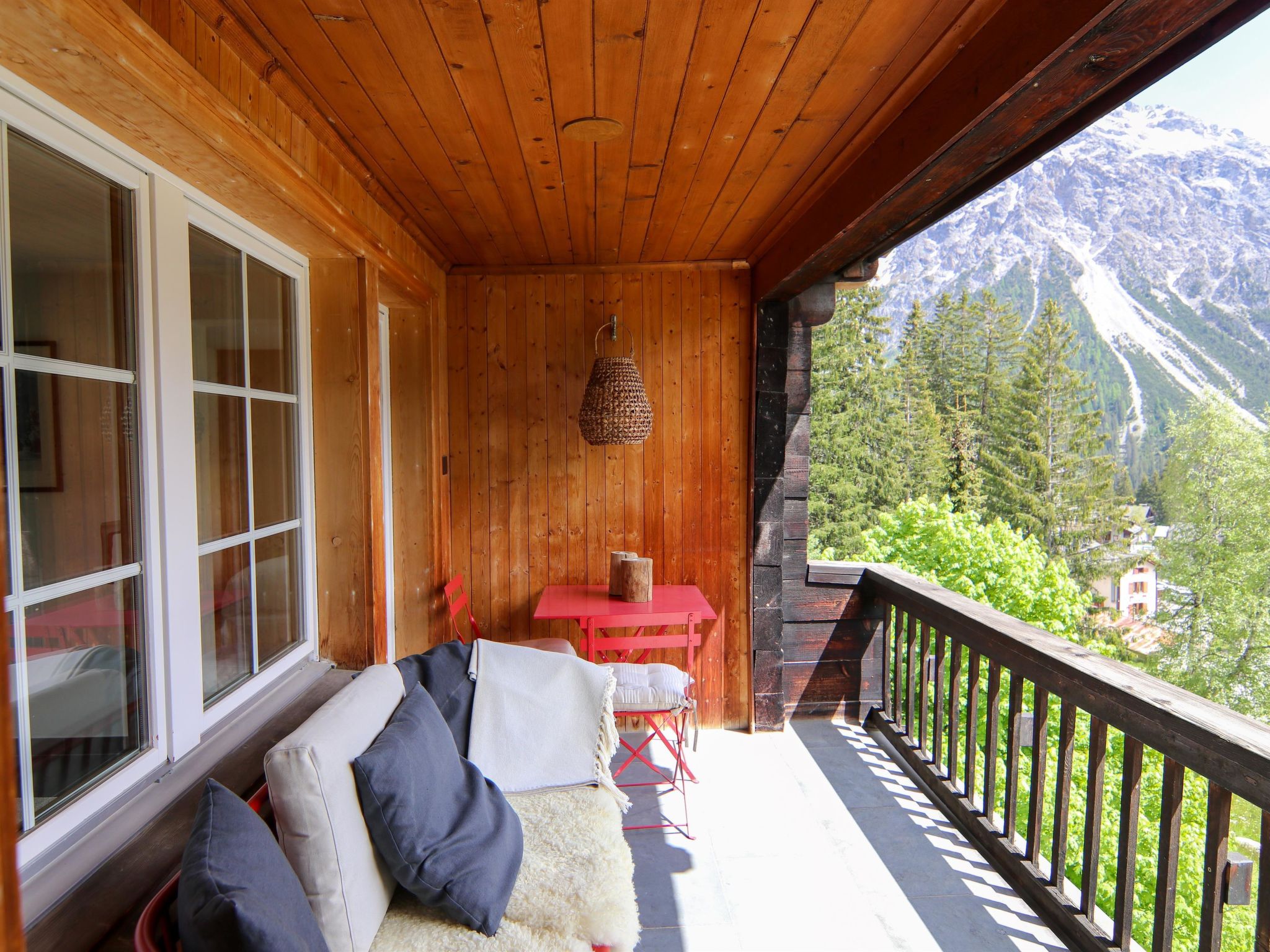 Photo of Chalet Badrutt by Arosa Holiday Appartement/Fewo, Dusche und Bad, WC, 8-Bettwohn