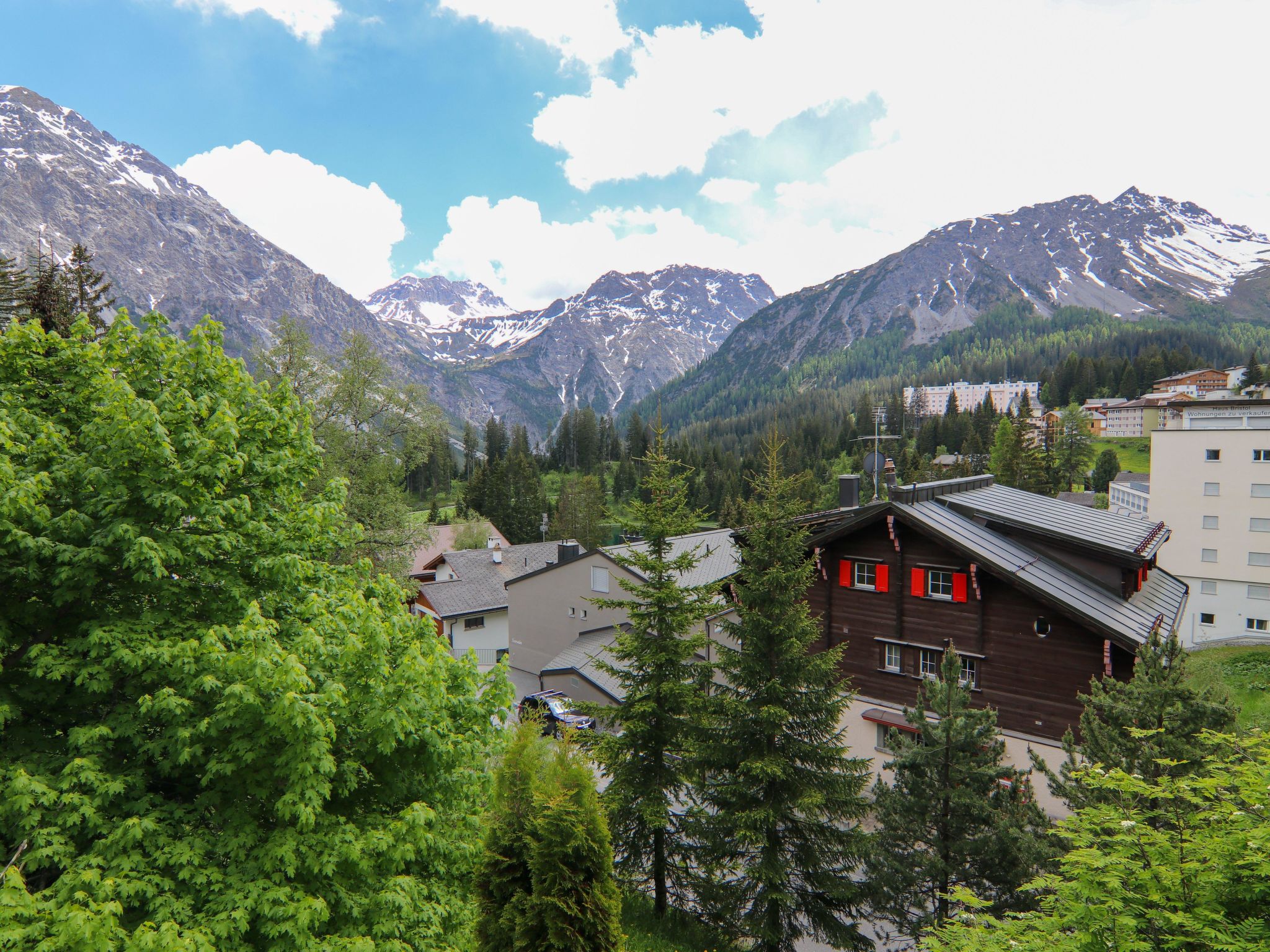Photo of Chalet Badrutt by Arosa Holiday Appartement/Fewo, Dusche und Bad, WC, 8-Bettwohn