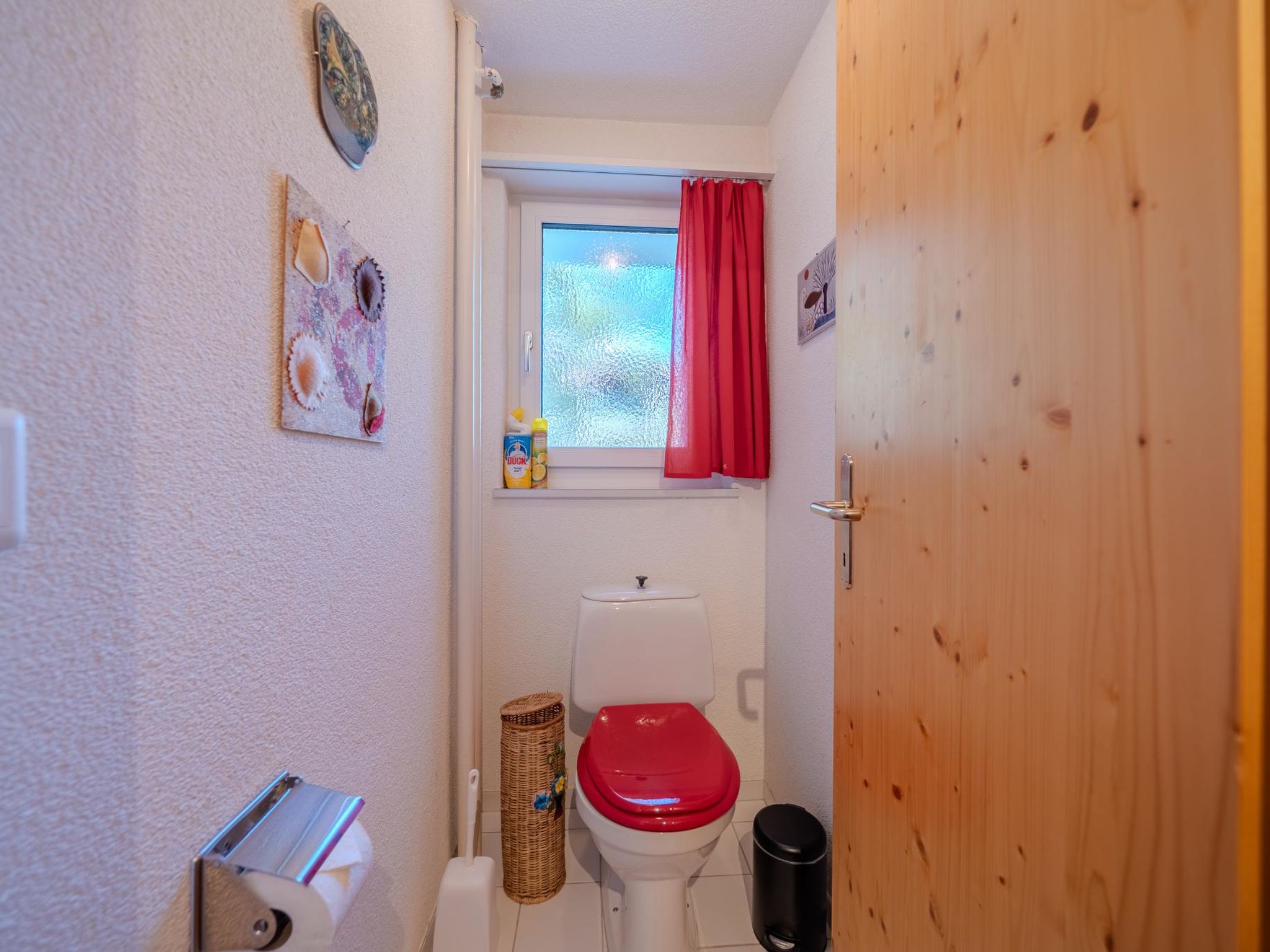 Photo of Latschüel 3.OG by Arosa Vacations Appartement/Fewo, Dusche und Bad, WC, 2 Schlaf