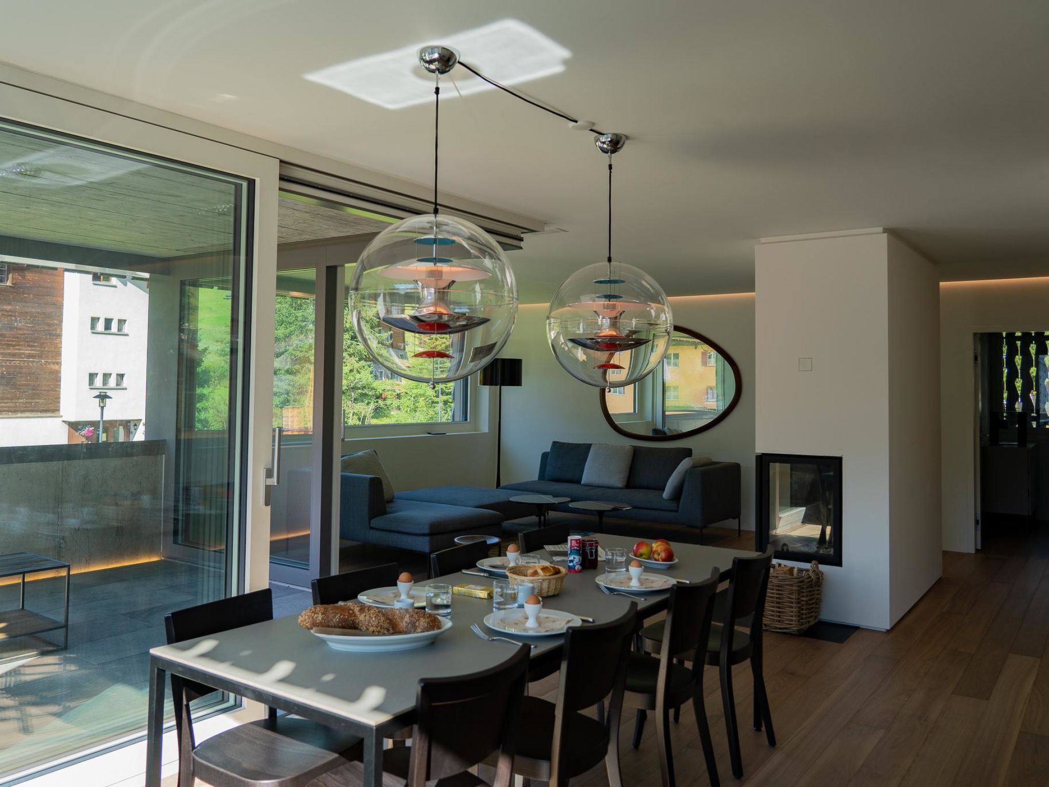 Ferienwohnung mit Loggia, 3 Schlafzimmer & 2 Bäder