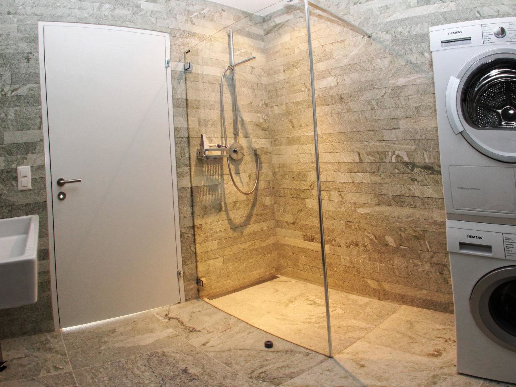Photo of 130m2 Luxus-Apartment mit Südterrasse