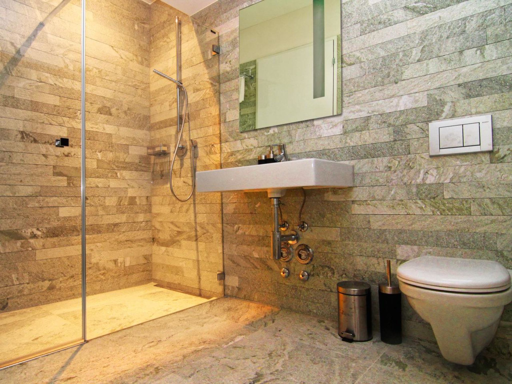 Photo of 130m2 Luxus-Apartment mit Südterrasse