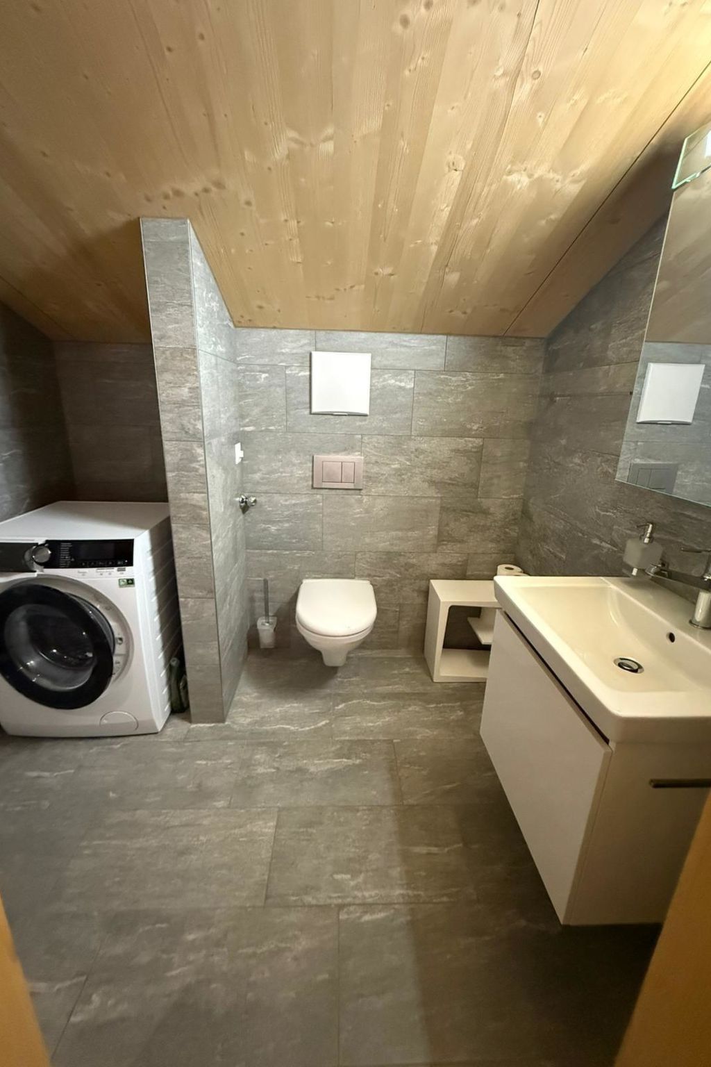 Photo of Furkasunna by Arosa Holiday Appartement/Fewo, Dusche oder Bad, WC, 7-Bettwohnung