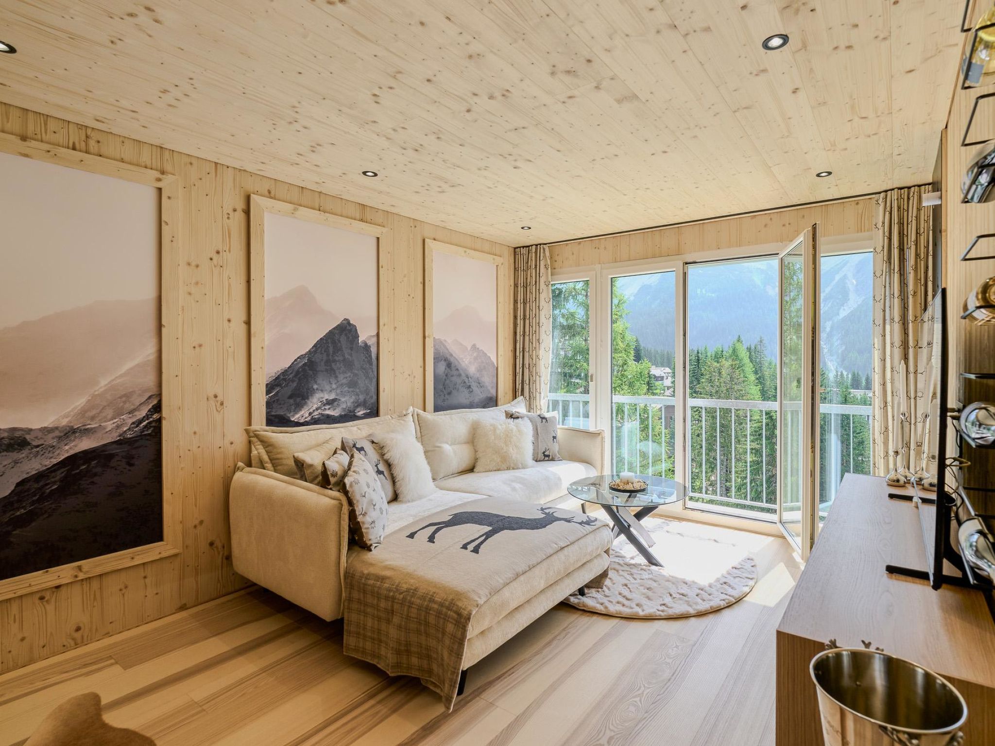 Photo of appartamaint tscherv by Arosa Vacations Appartement/Fewo, Dusche, WC, Seeblick