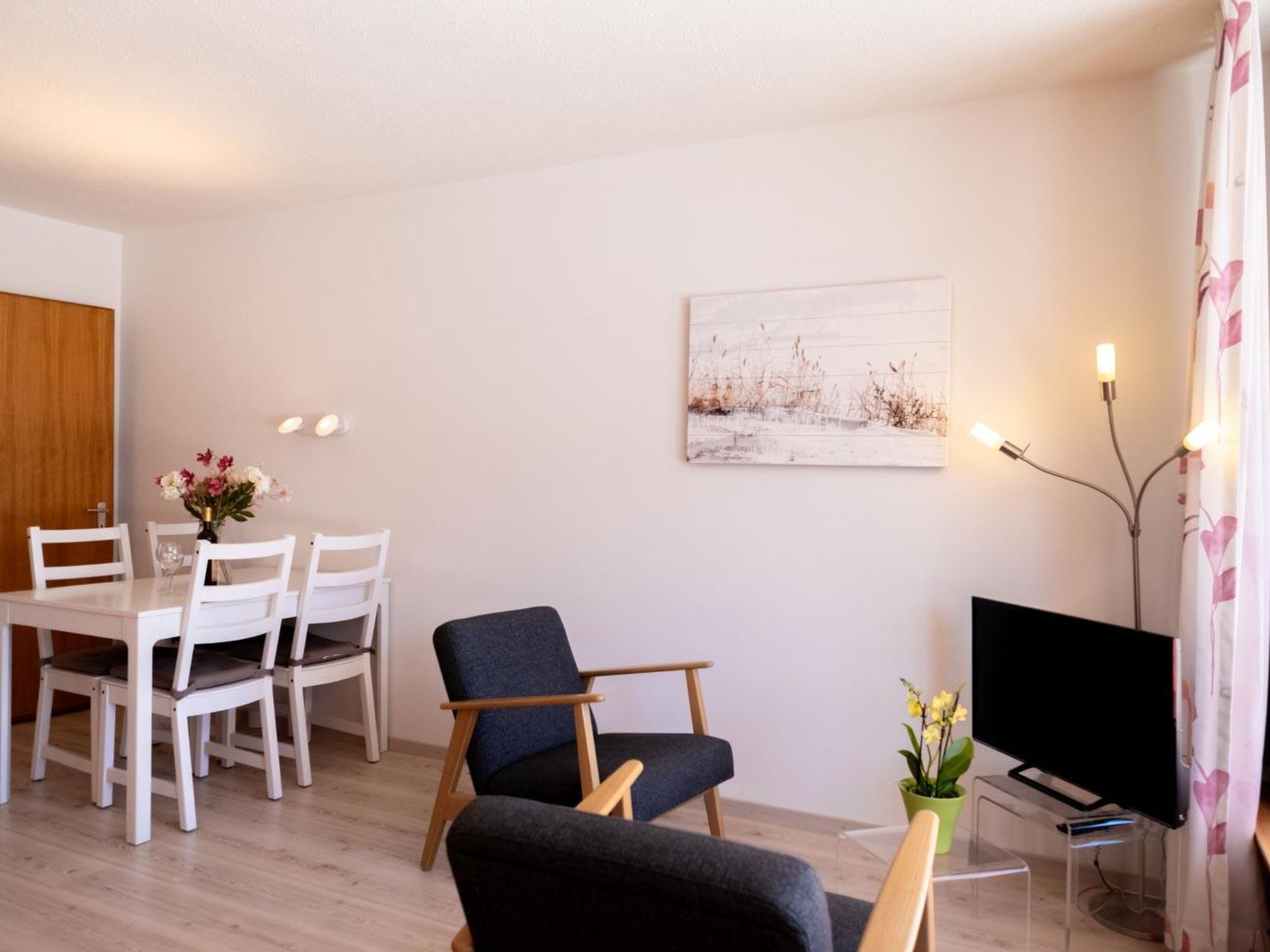Photo of Utoring Hohe Promenade 109&110 Appartement/Fewo, Dusche, WC, 4-Bettwohnung