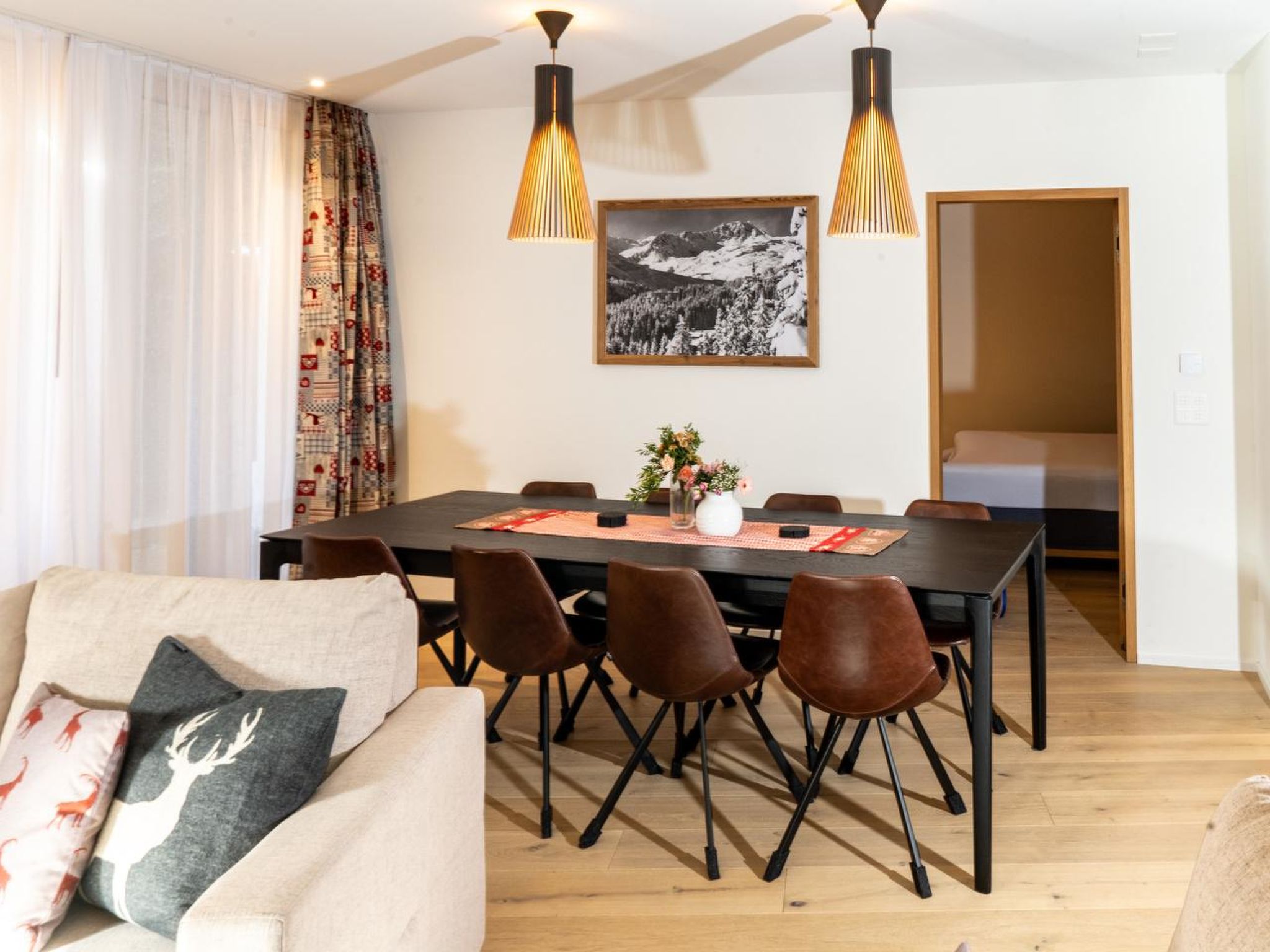 Photo of Moderne Familienwohnung, luxuriös & zentral