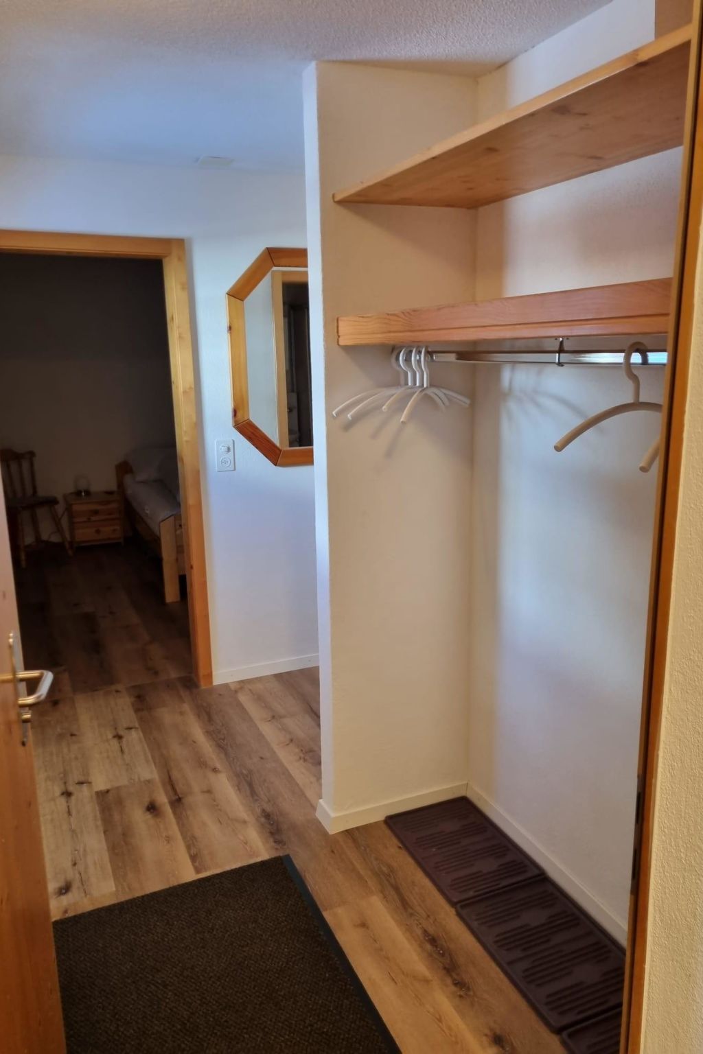 Haus Sunneschy Whg. 202 Appartement/Fewo, Dusche, WC 2.5  Zimmerwohnung/ Whg.202 - Inside