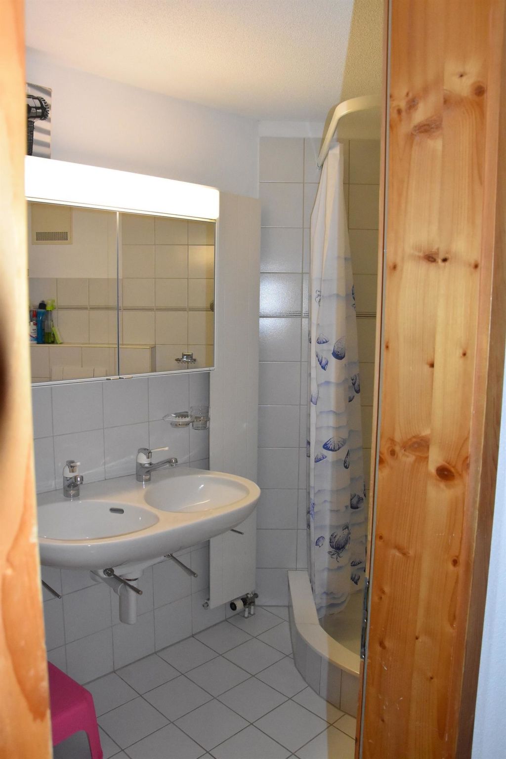 Haus Sunneschy Whg. 301 Appartement/Fewo, Dusche, WC, 3 Schlafräume - Inside