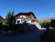 Casa Hofer: Ski-in/ski-out vakantiehuis in Valbella voor 7 personen - thumbnail 2