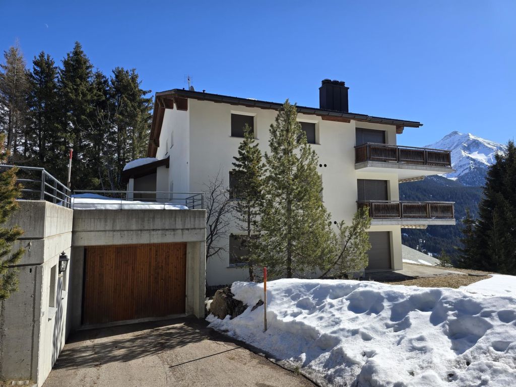 Appartement Ferienwohnung Sur Lai in Zwitserland