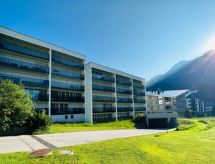 Rustiek appartement midden in Lenzerheide, direct aan de piste - thumbnail 1